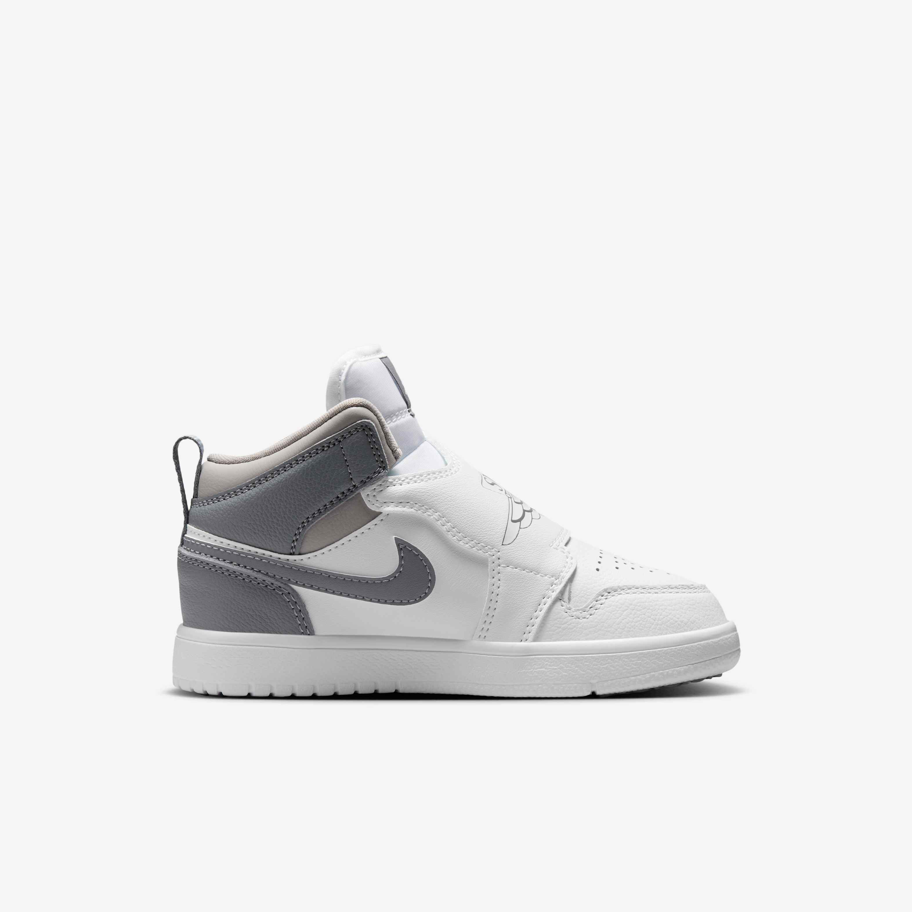 Sky Jordan 1 image number 2