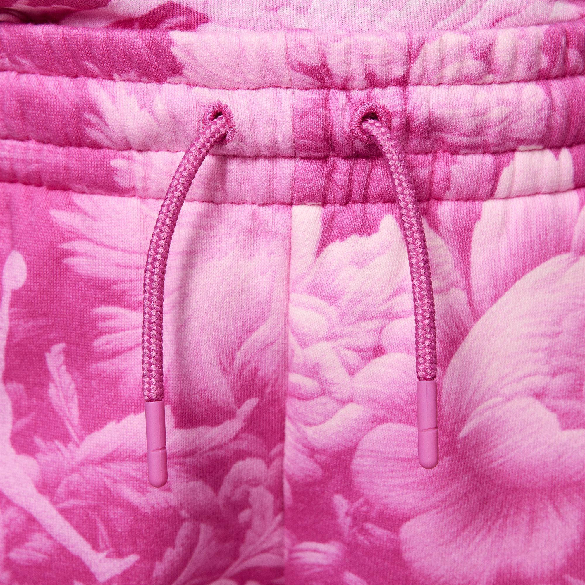 Jordan Brooklyn Essentials image number 1