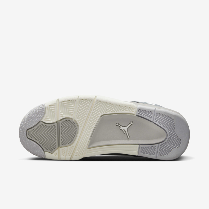 Air Jordan 4 Retro image number 1 Air Jordan 4 Retro image number 1
