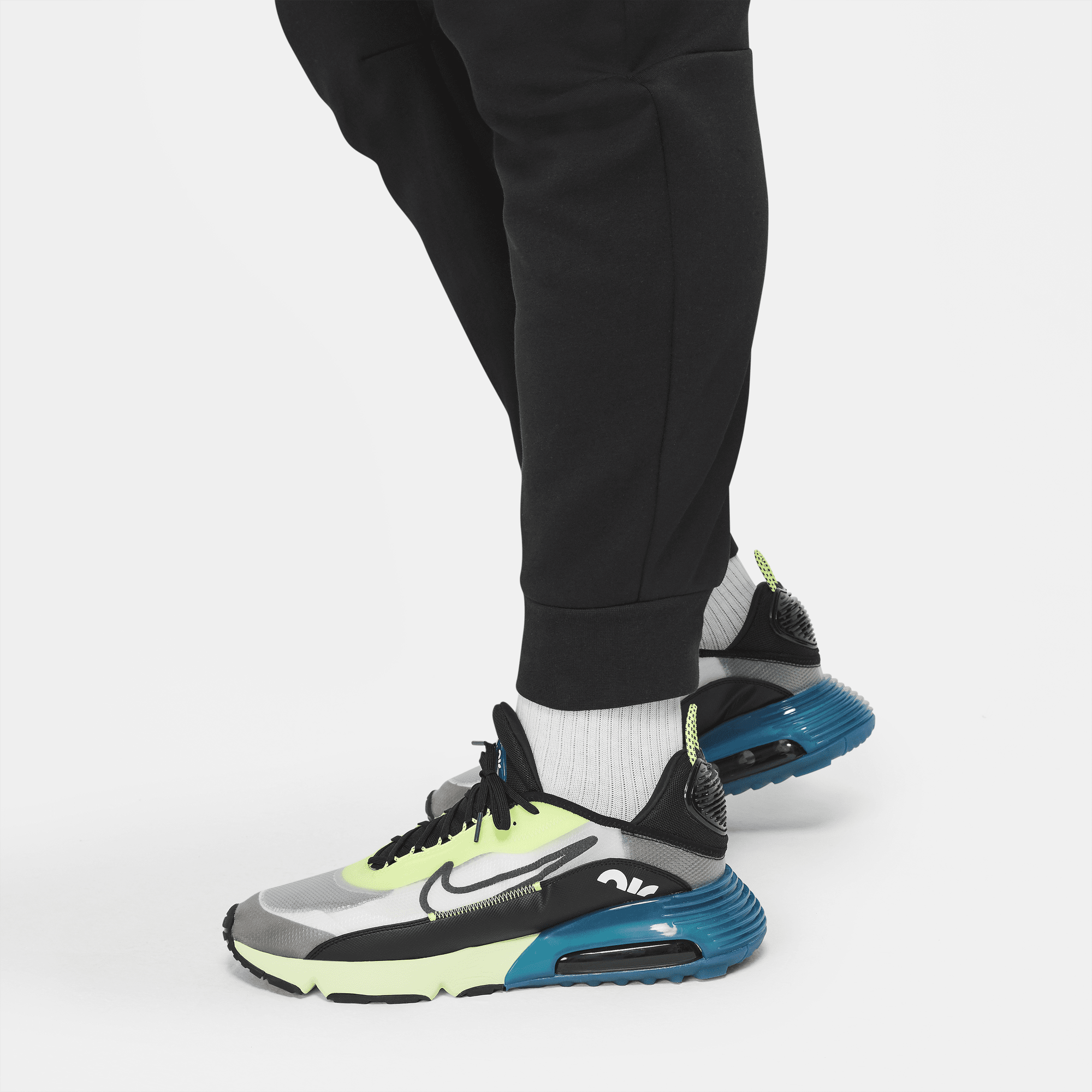 Shop Sportswear Tech Fleece Men s Joggers Nike KSA