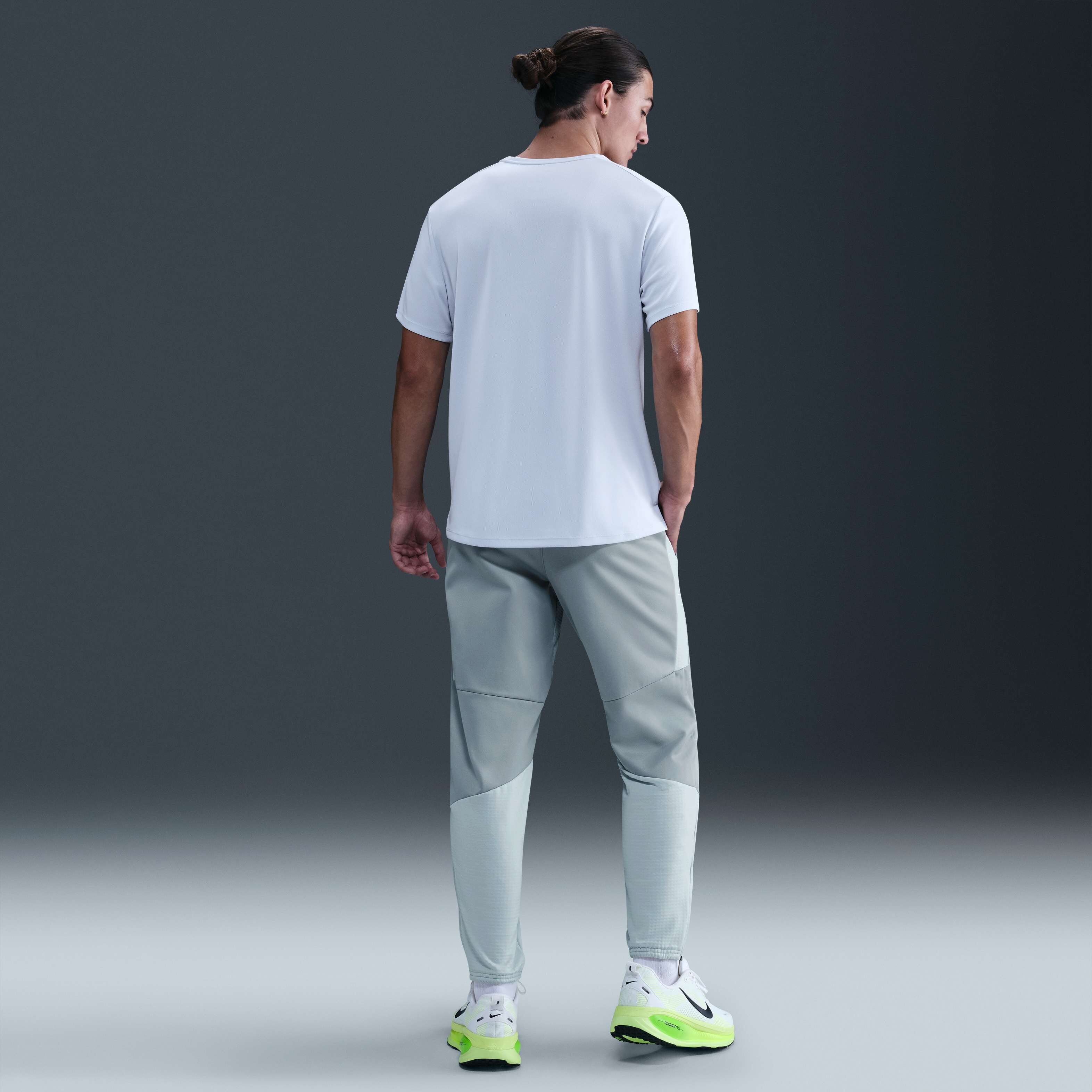 نايكي تشالنجر image number 3