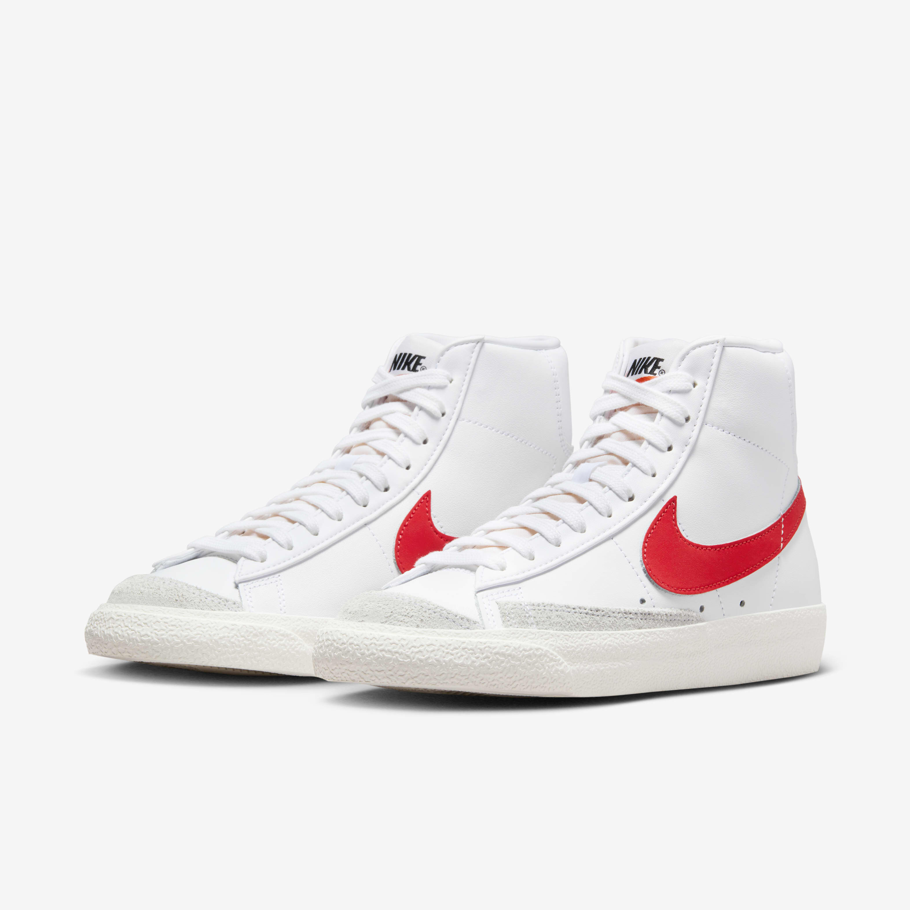 Nike Blazer Mid '77 image number 4