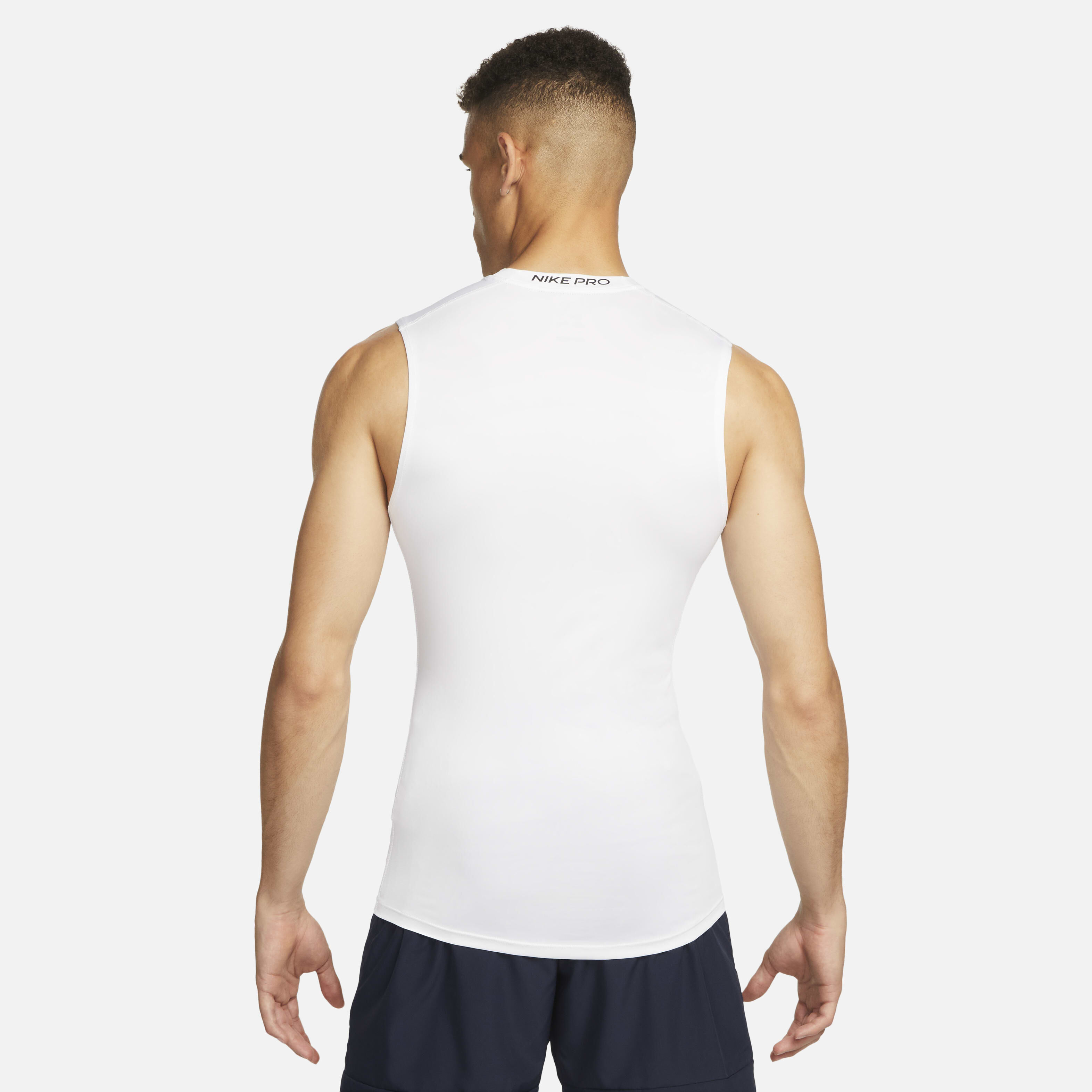 ★ Nike★ Pro Dry Fit Tight Sleeveless Fitness Top M White Buy Nike Pro Men's Dri-FIT Tight Sleeveless Fitness Top