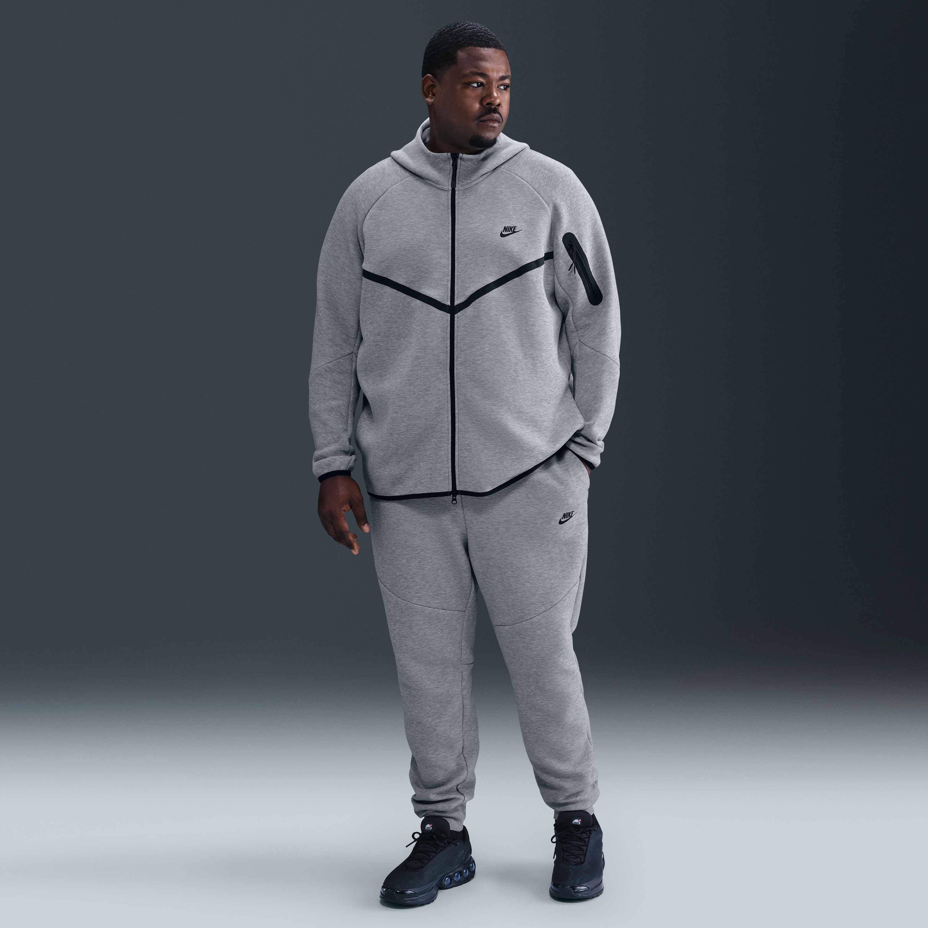 Nike Tech image number 8