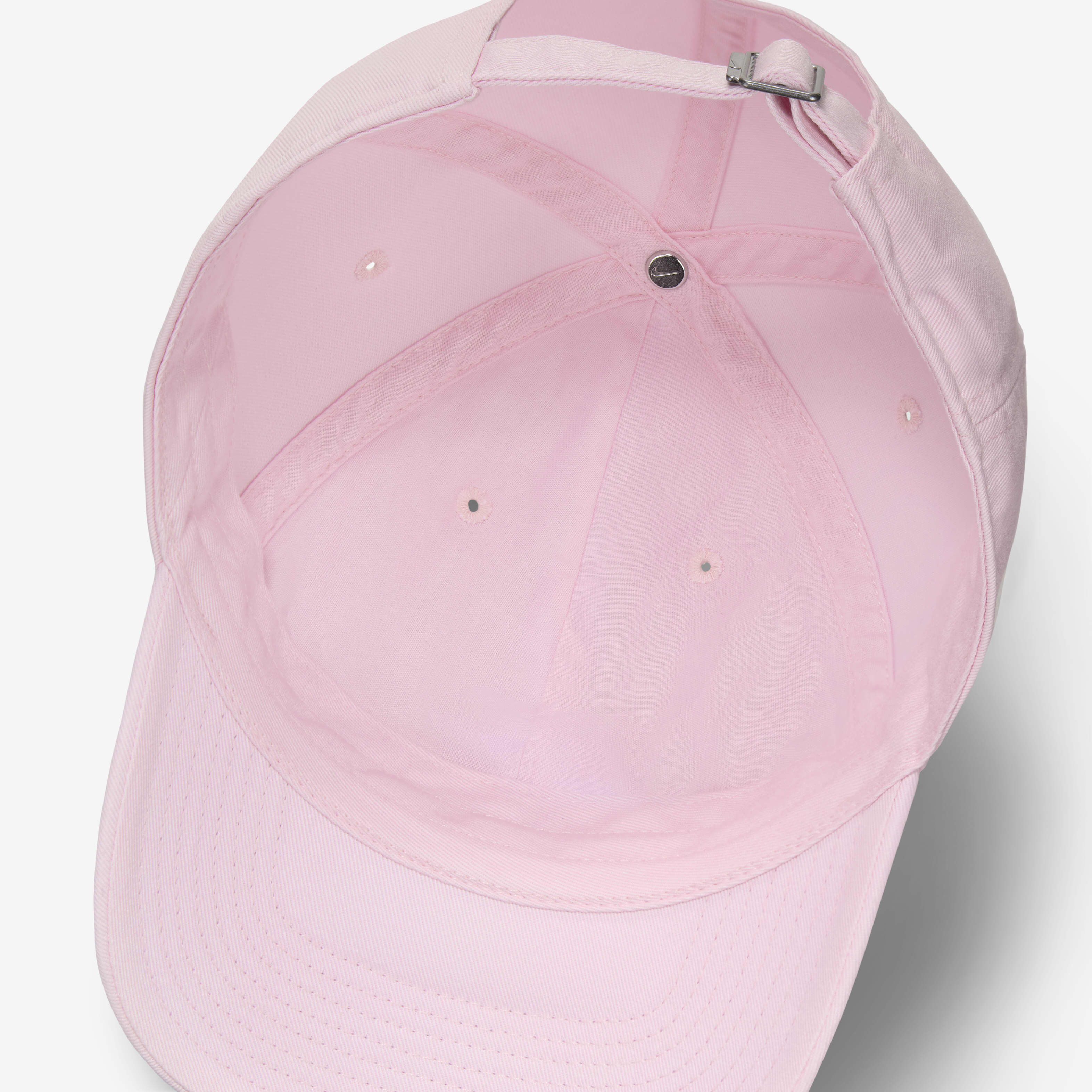 نايكي كلوب image number 4