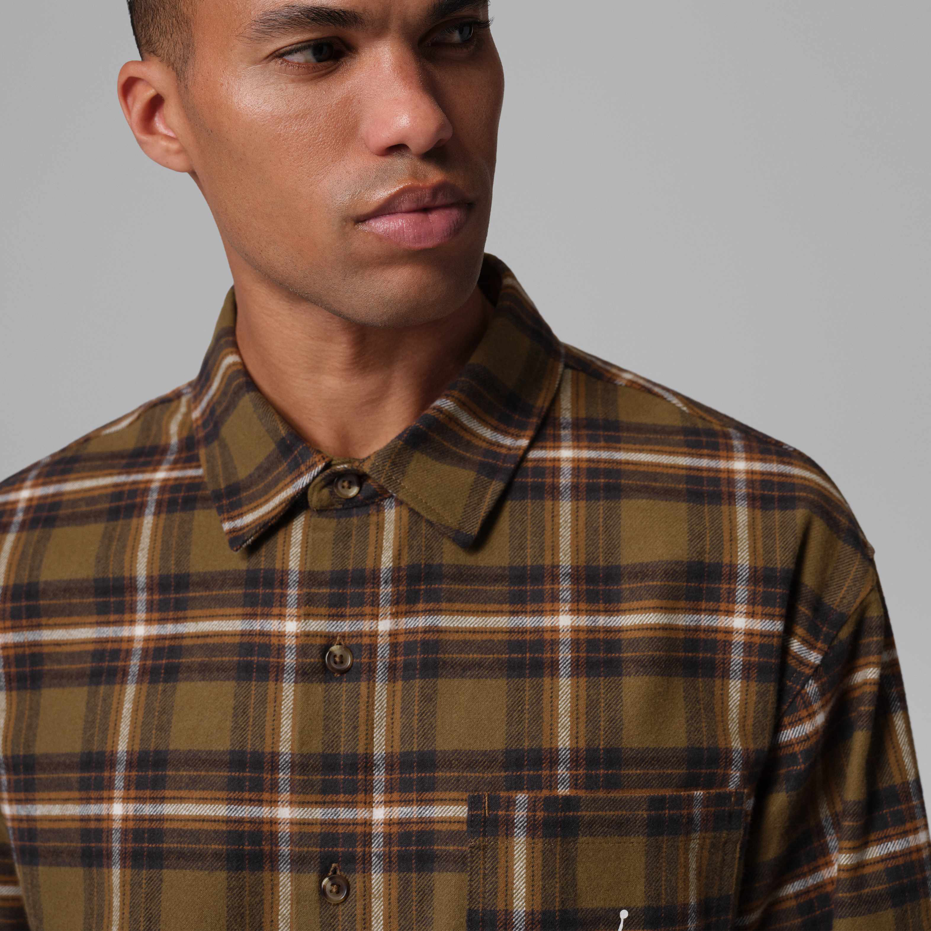 Jordan Brooklyn image number 2