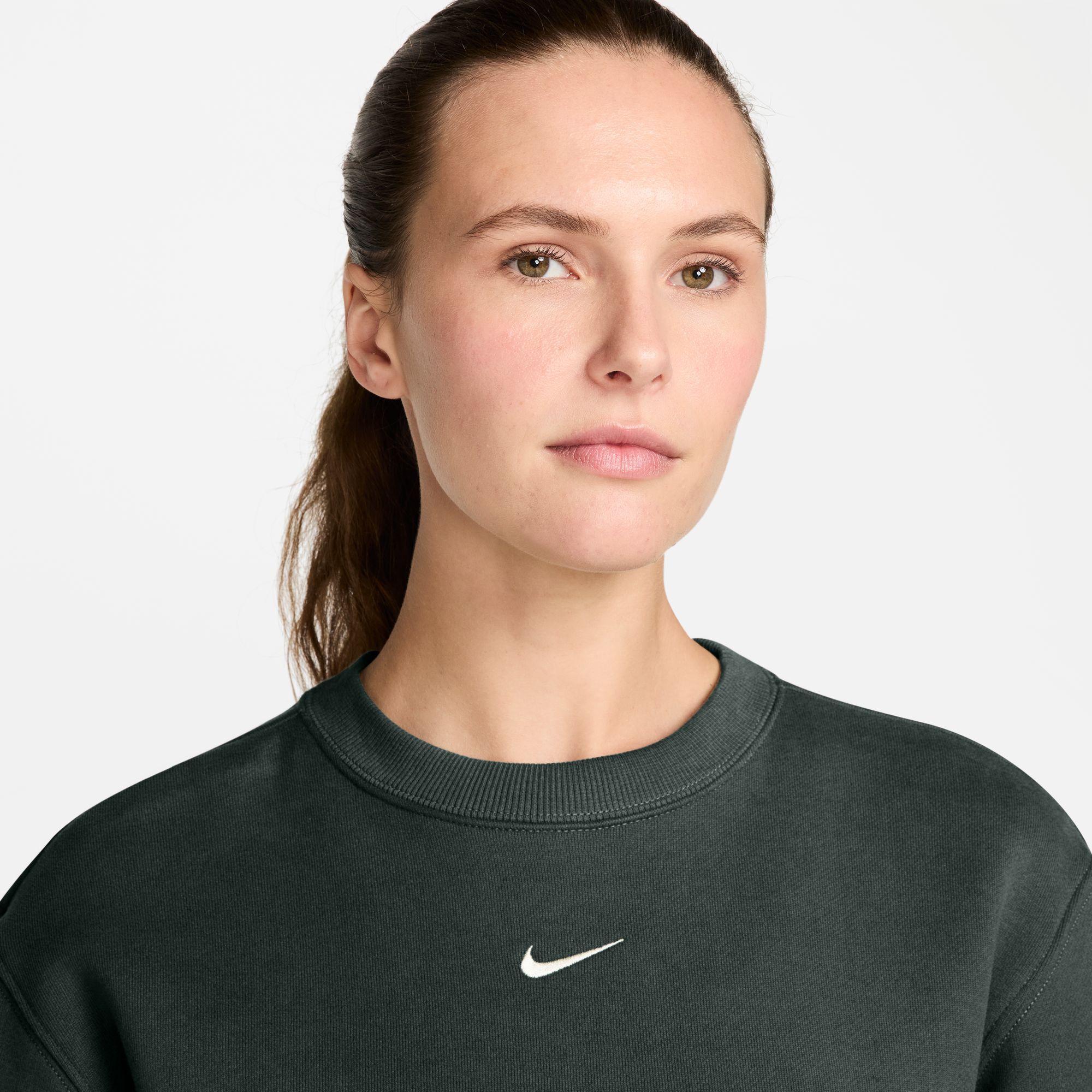 Nike Studio Fleece Medium Weight image number 2