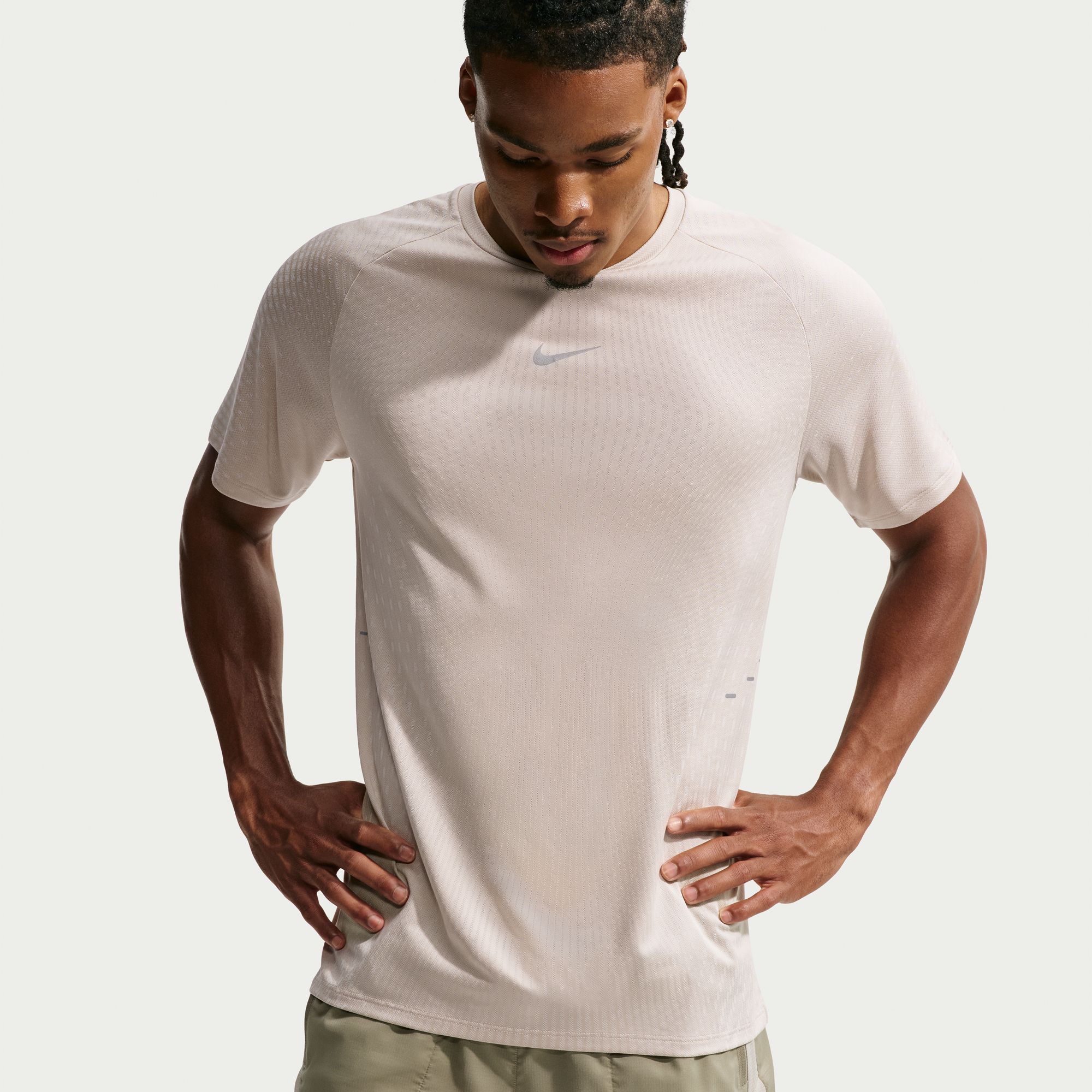 Nike Stride image number 2