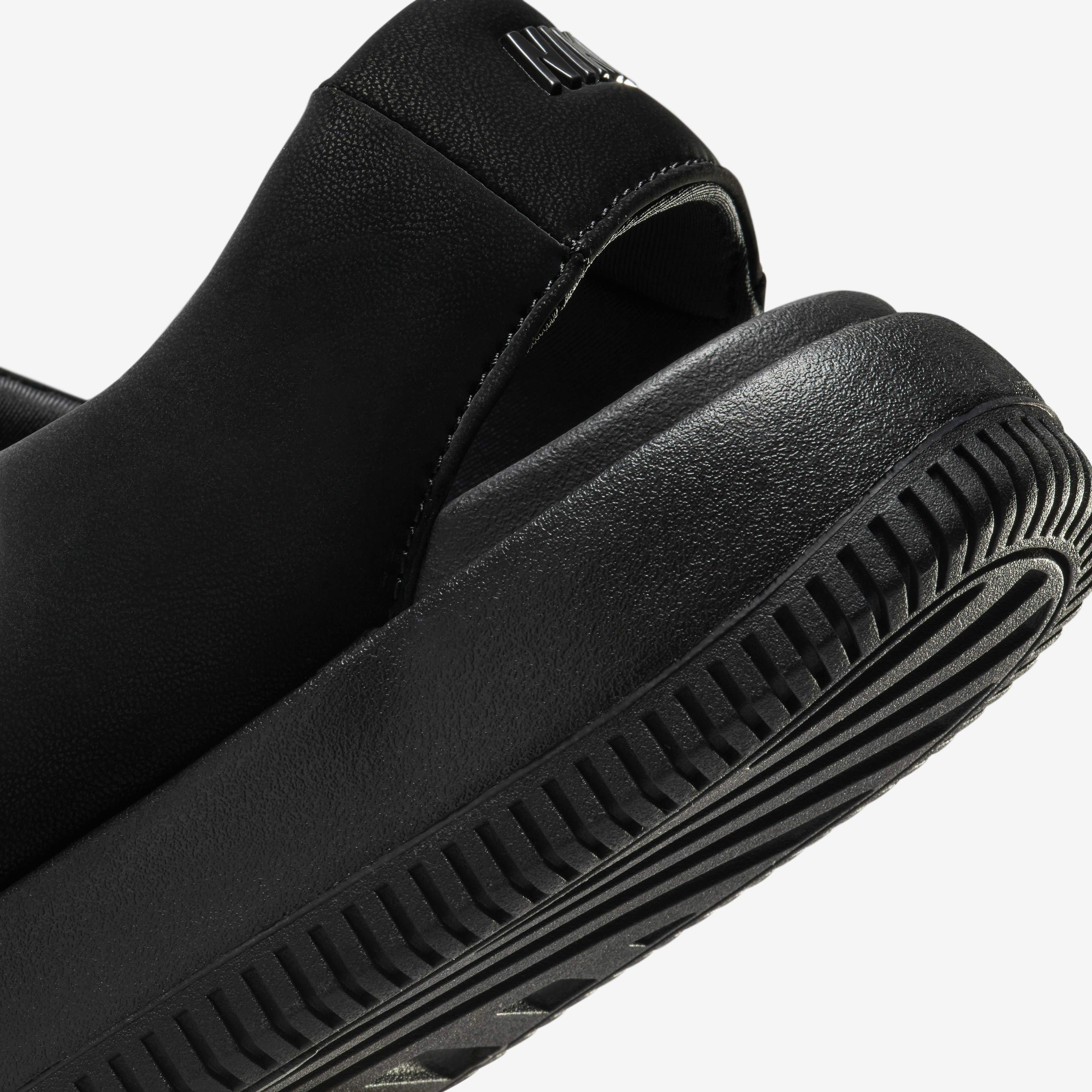 نايكي كالم image number 8