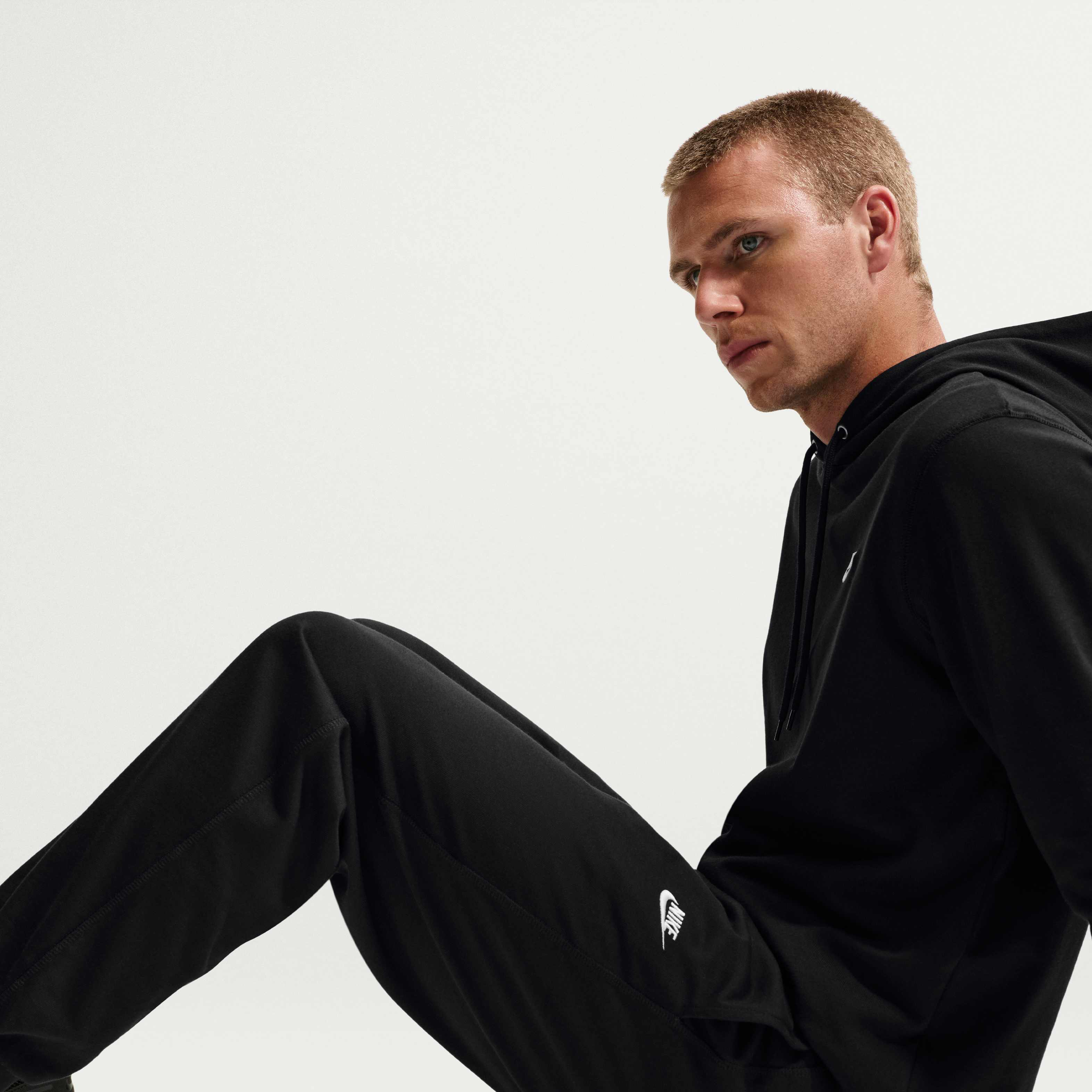 Nike Club image number 3