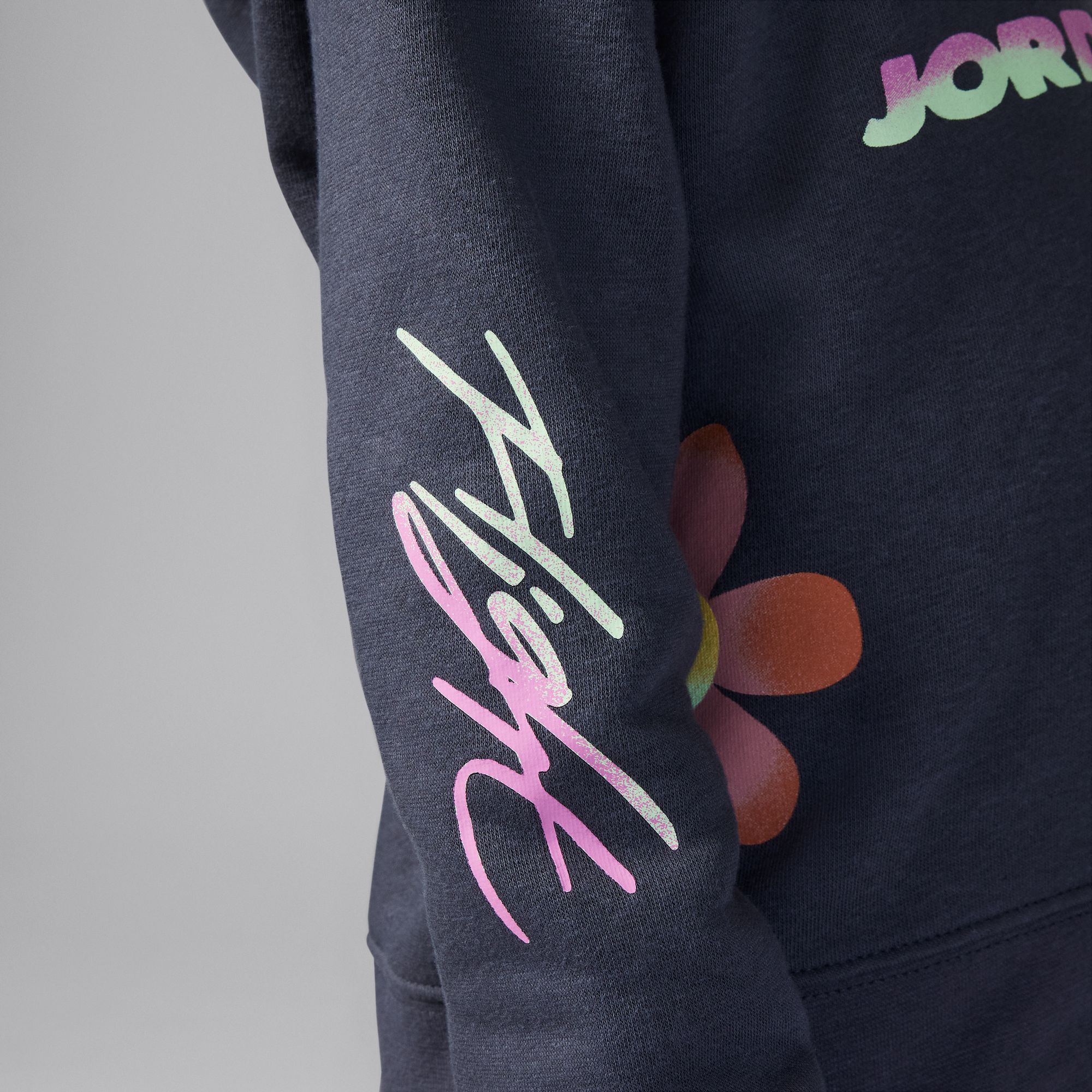 Jordan Deloris Jordan Flowers image number 2