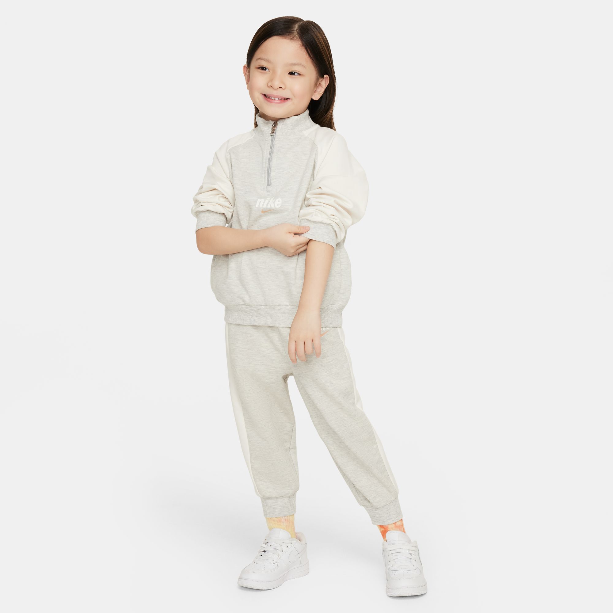 نايكي E1D1 image number 0