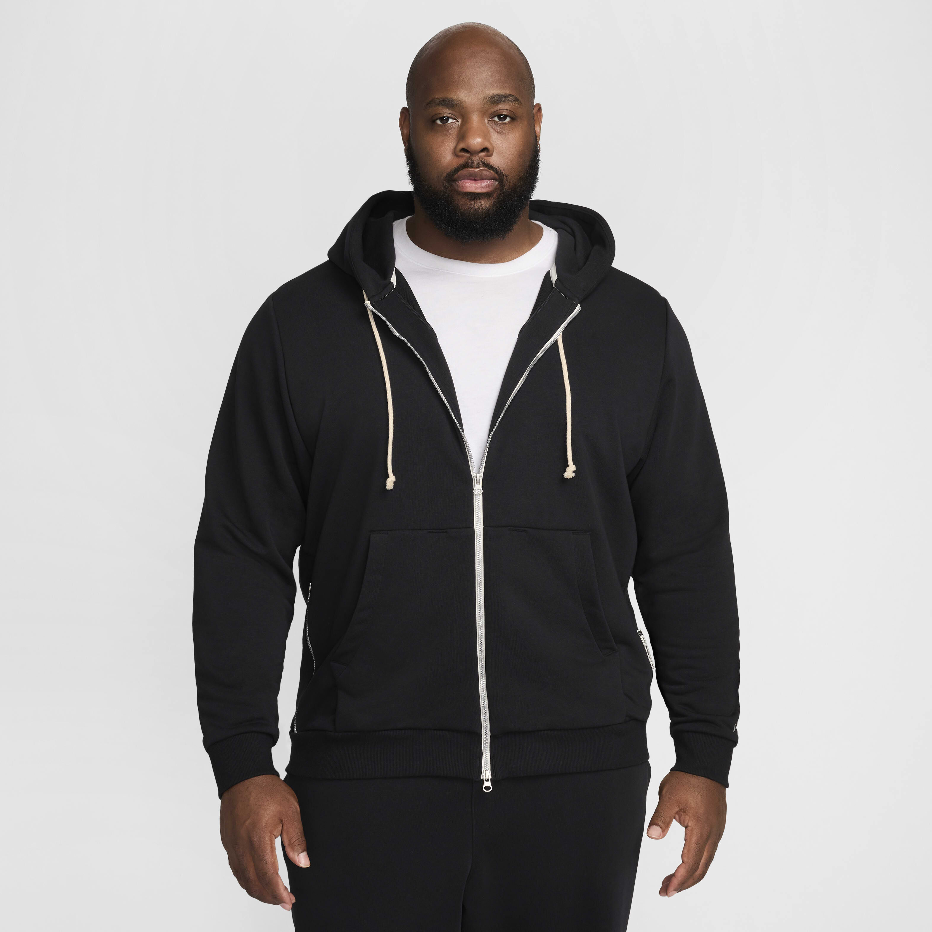 Nike Standard Issue image number 11