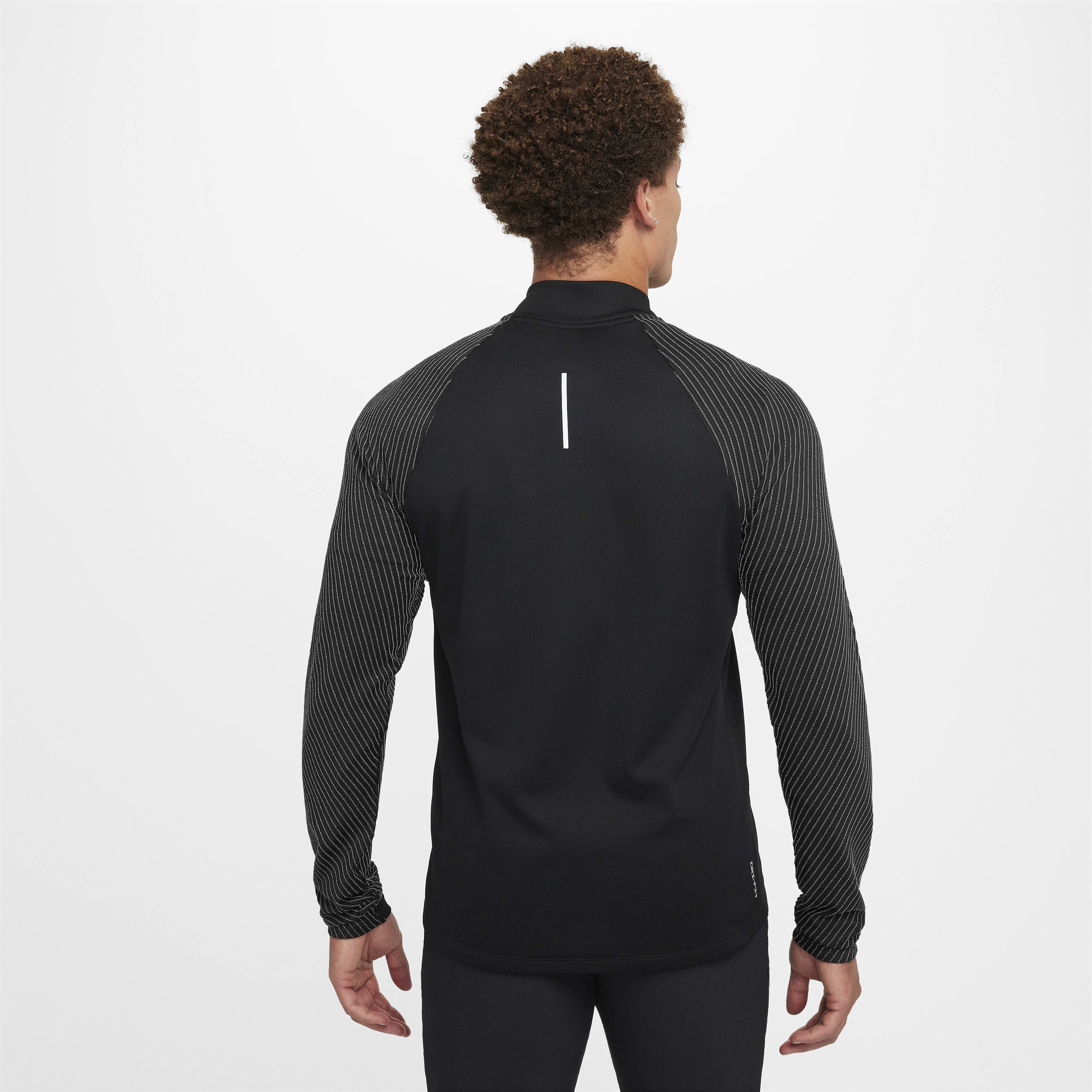 【 開梱 設置?無料 】 Buy Top Running 1/2-zip Dri-FIT Men's Division Running Nike ウェア