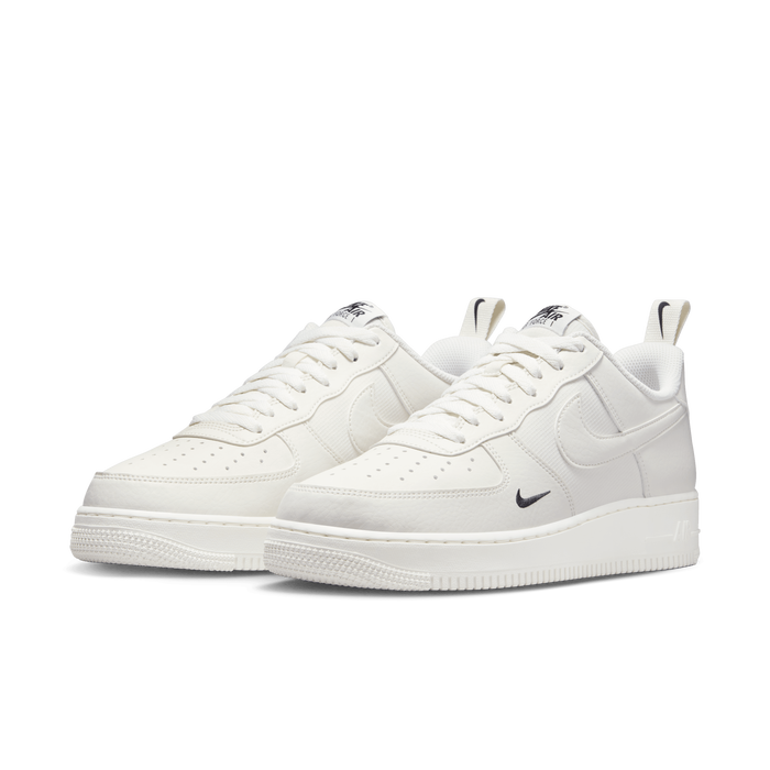 Nike air force top 1 07 tennis shoes