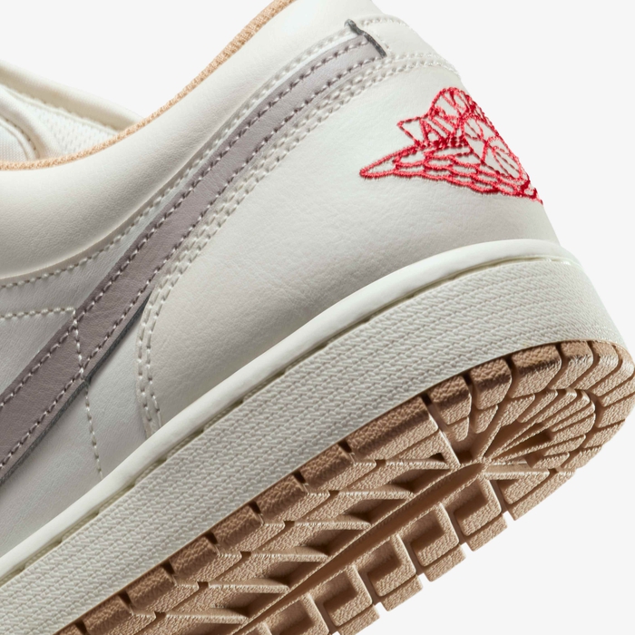 Air Jordan 1 Low image number 7 Air Jordan 1 Low image number 7