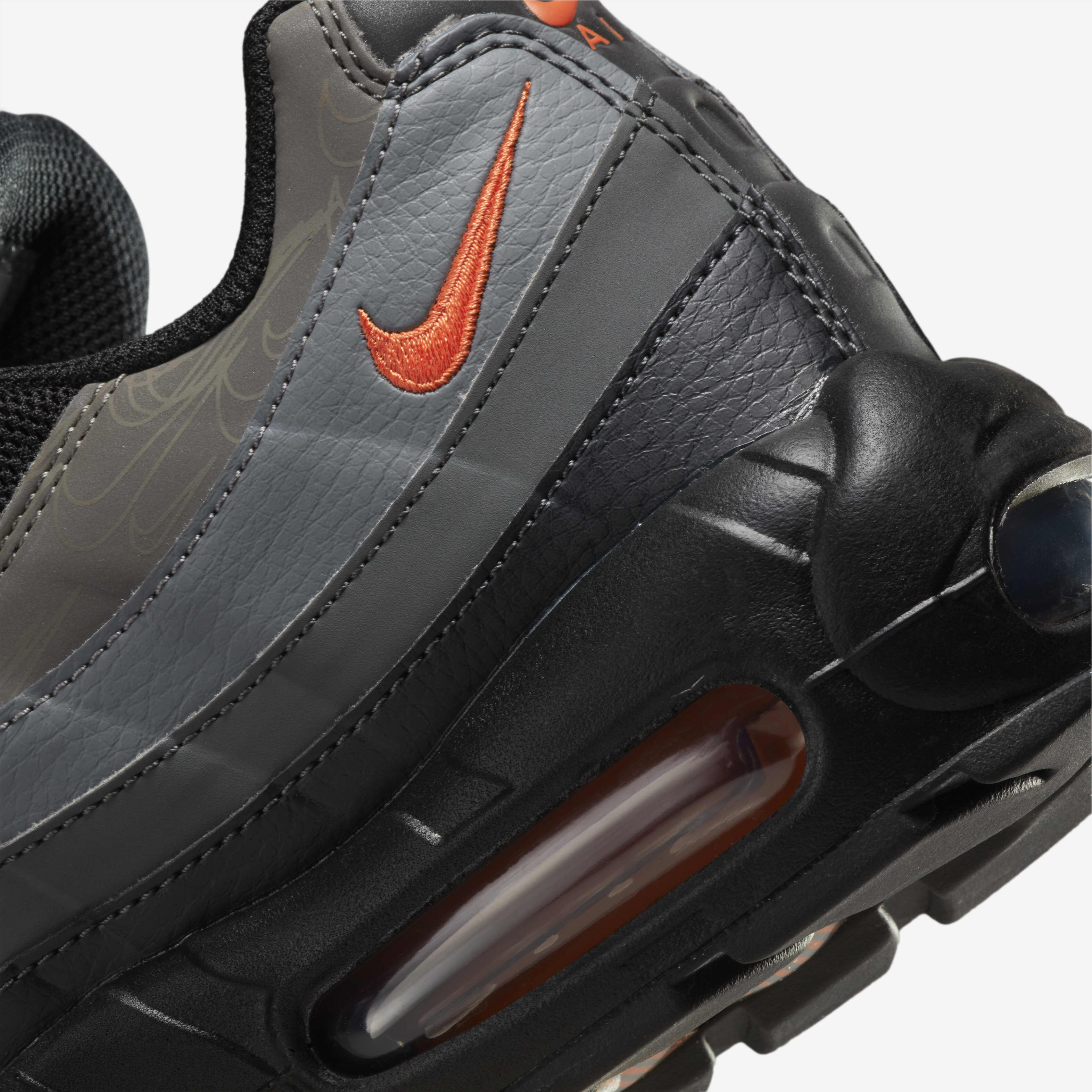 Nike Air Max 95 image number 7