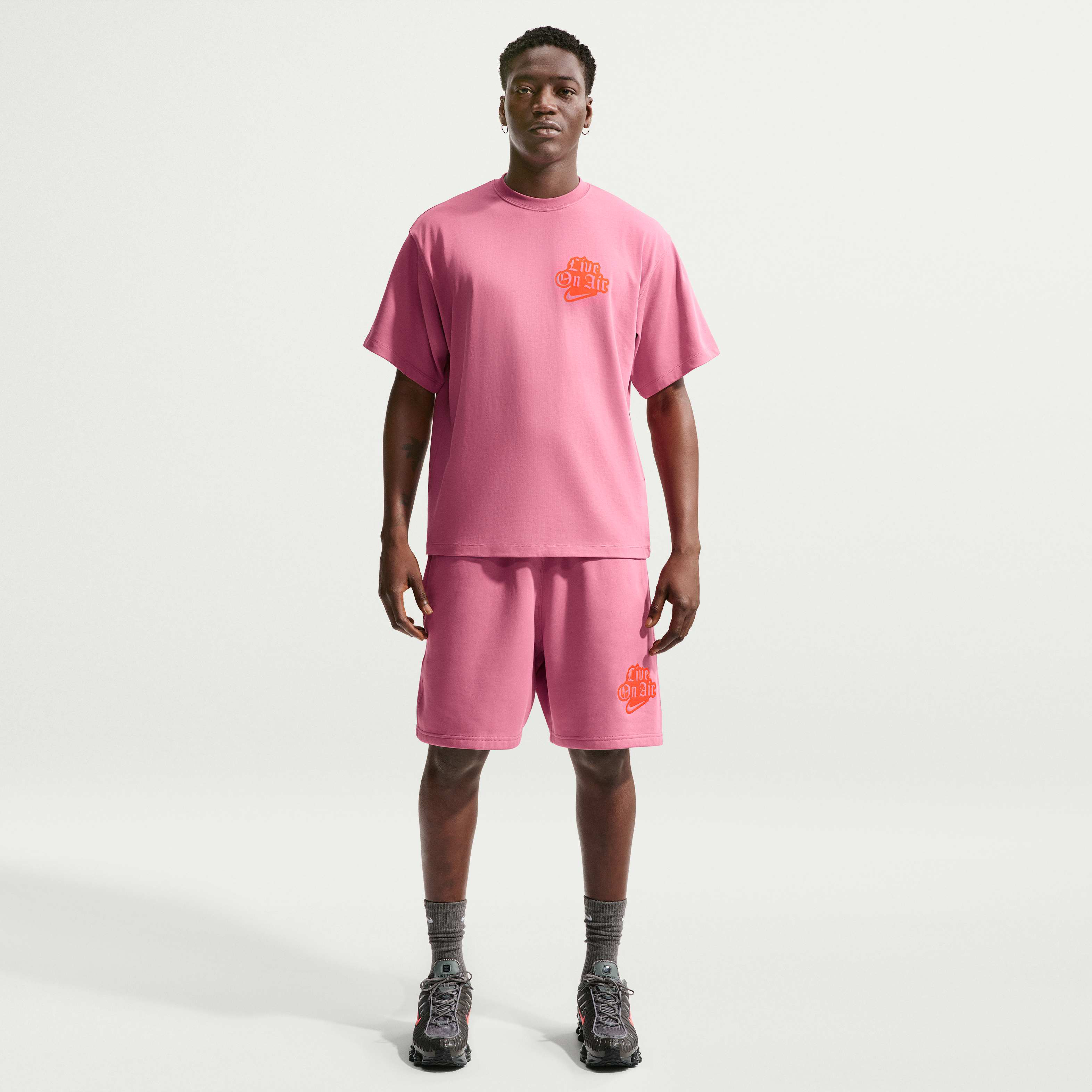 Nike Solo Swoosh image number 3