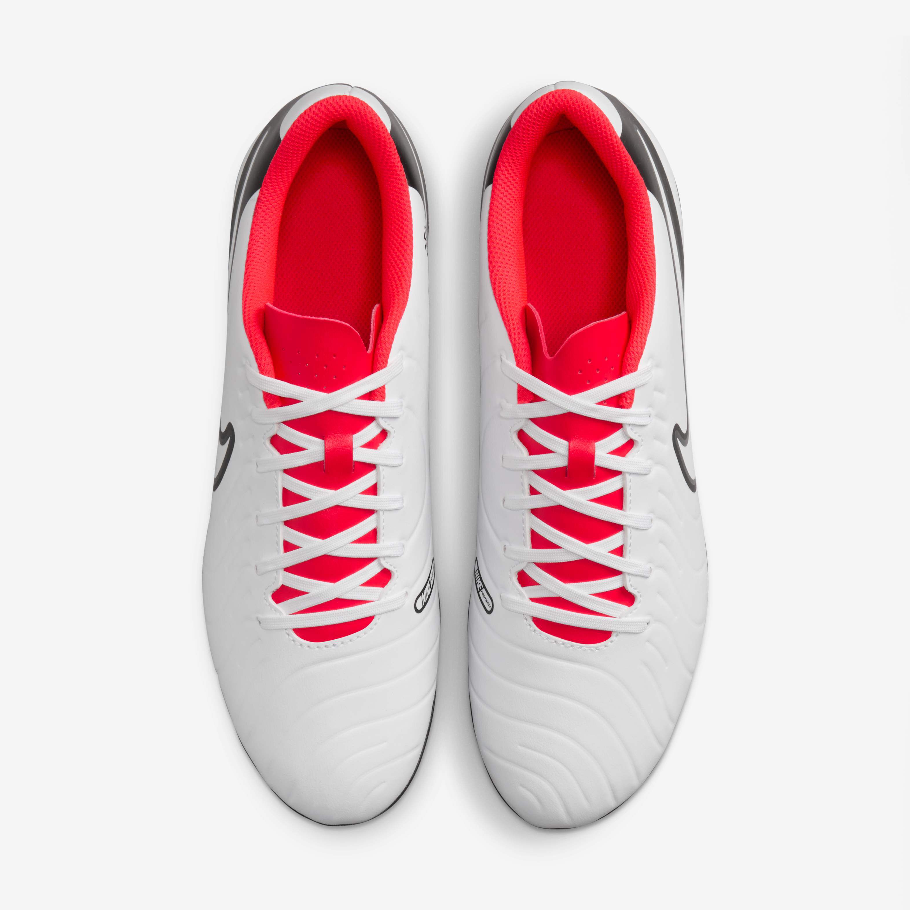 Nike Tiempo Legend 10 Club image number 3