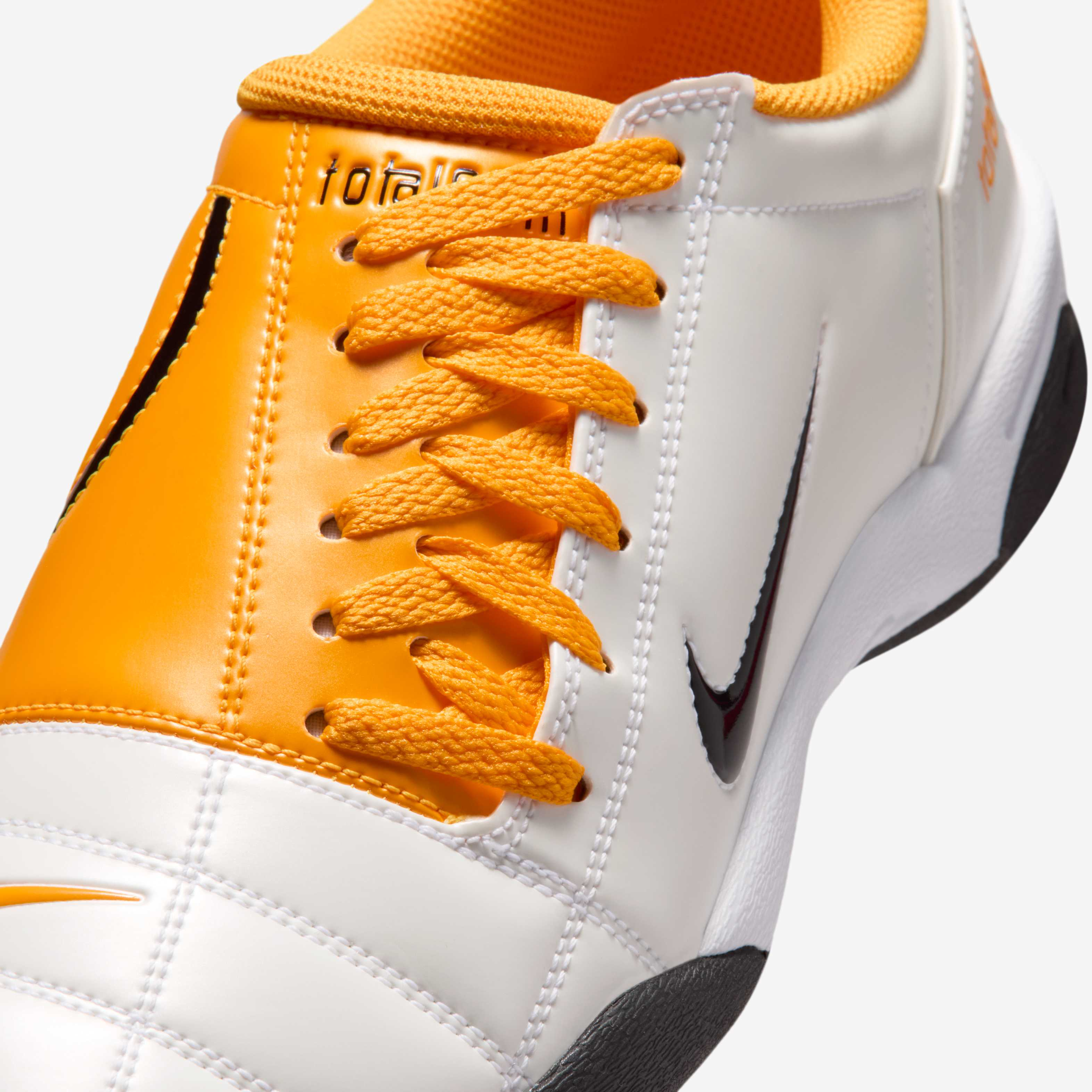 Nike Total 90 image number 6