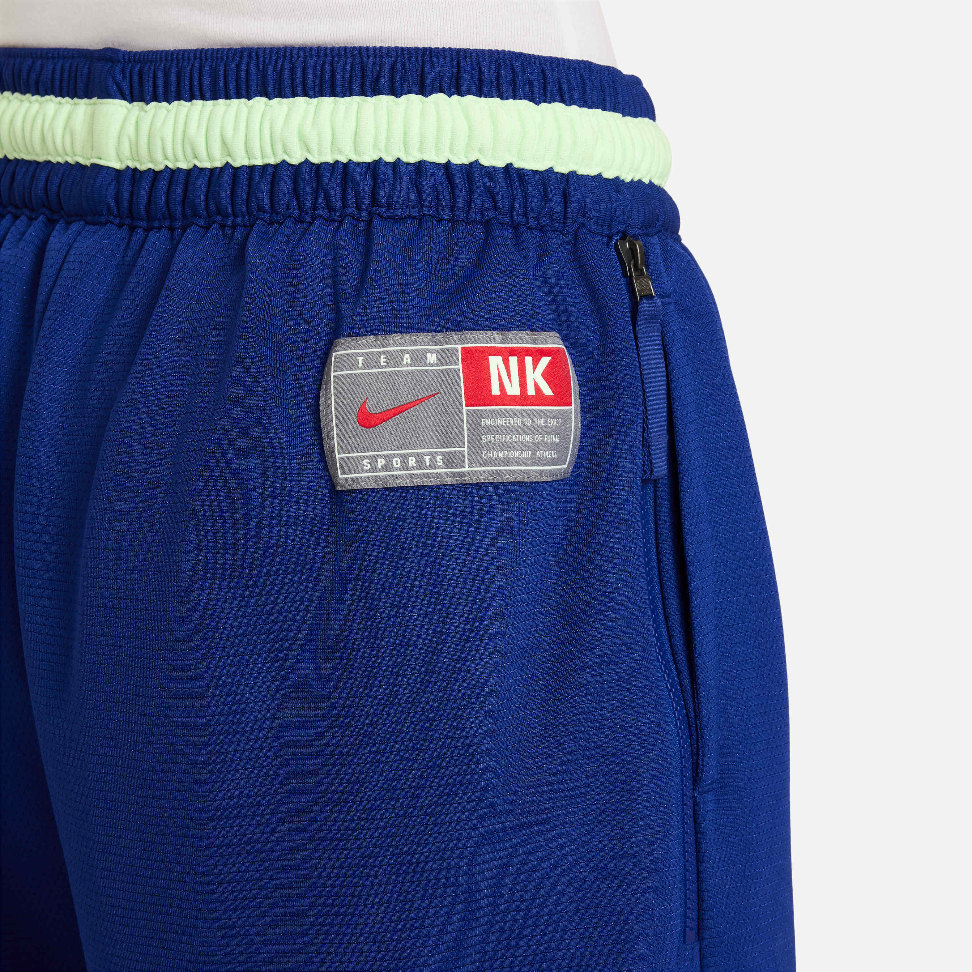 نايكي دي ان ايه كلتشر اوف باسكتبول image number 6