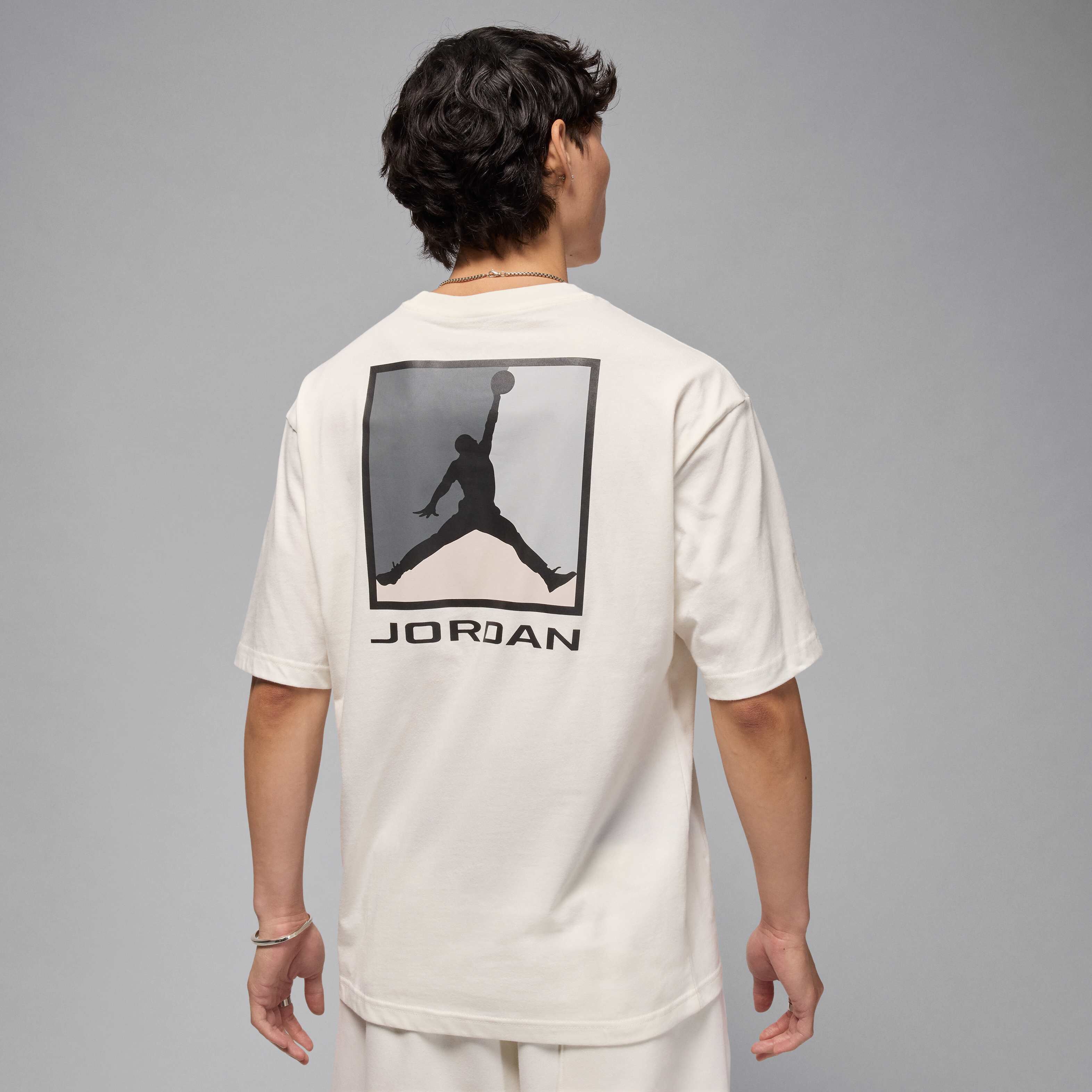 Buy Jordan Brooklyn Men's T-Shirt - Sail | Nike Saudi Official