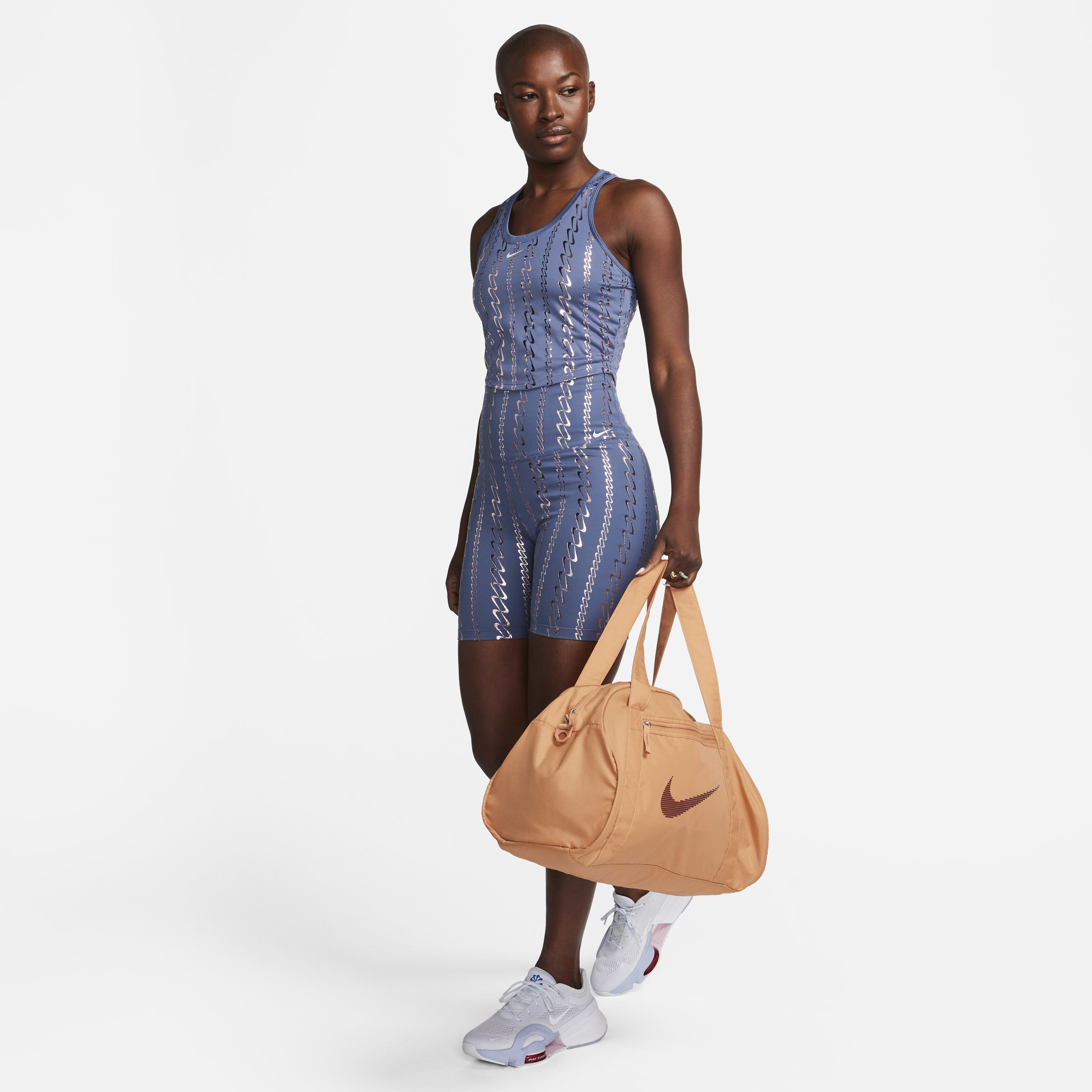 Nike Dri-FIT One image number 3