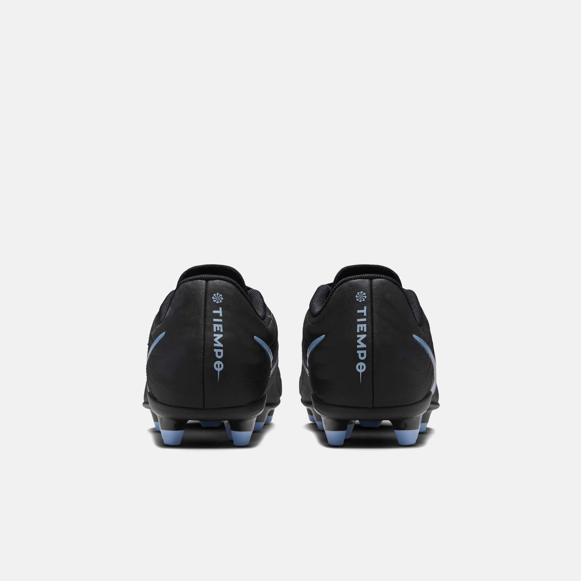 Nike Jr. Tiempo Maestro Club image number 1