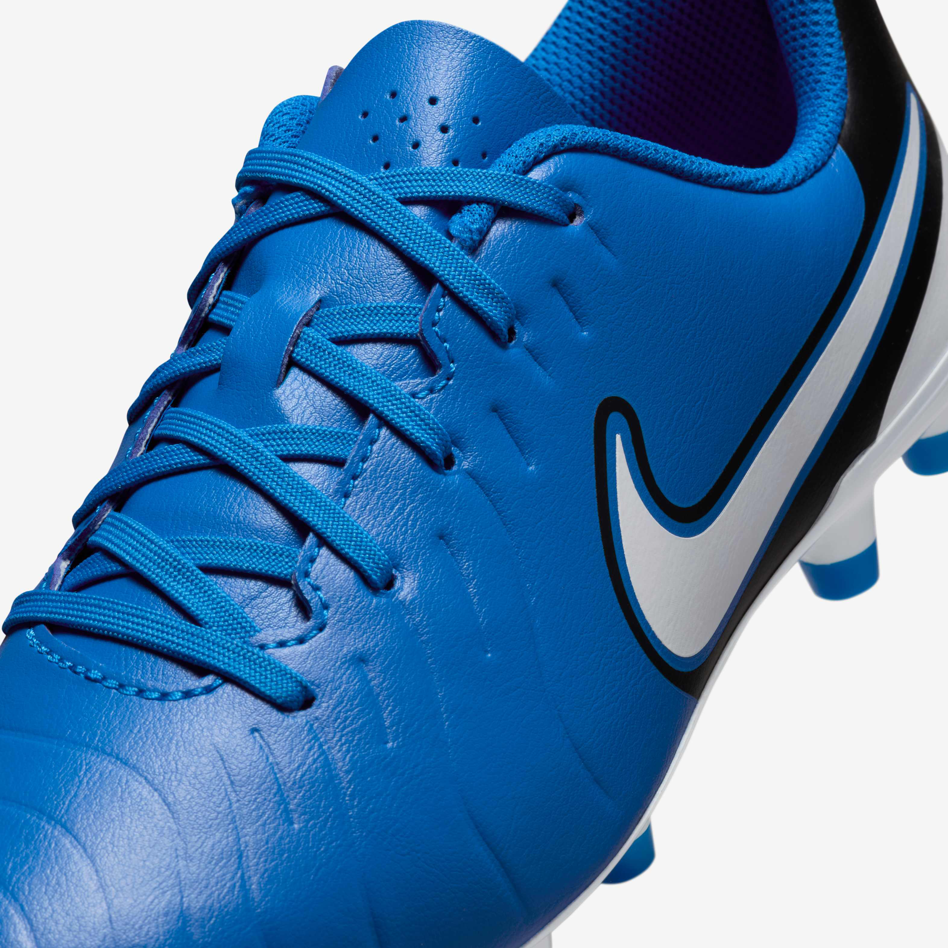 Nike Jr. Tiempo Legend 10 Club image number 7