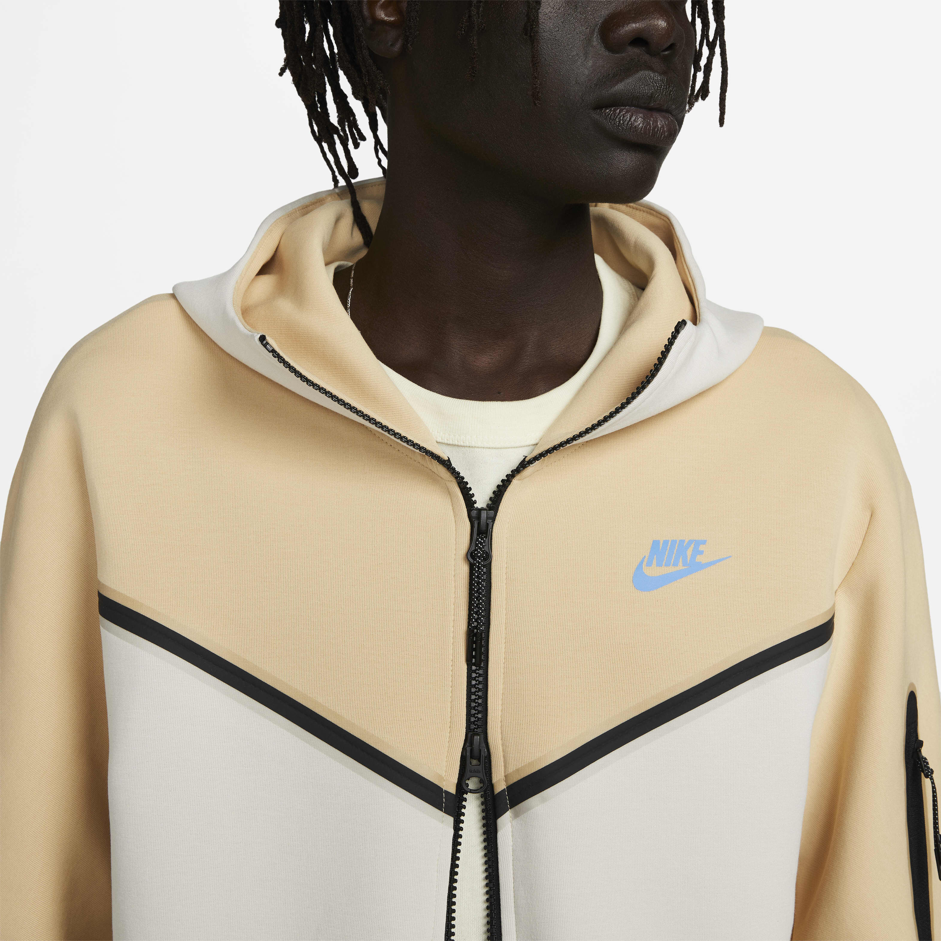 Nike sportswear tech fleece beige discount