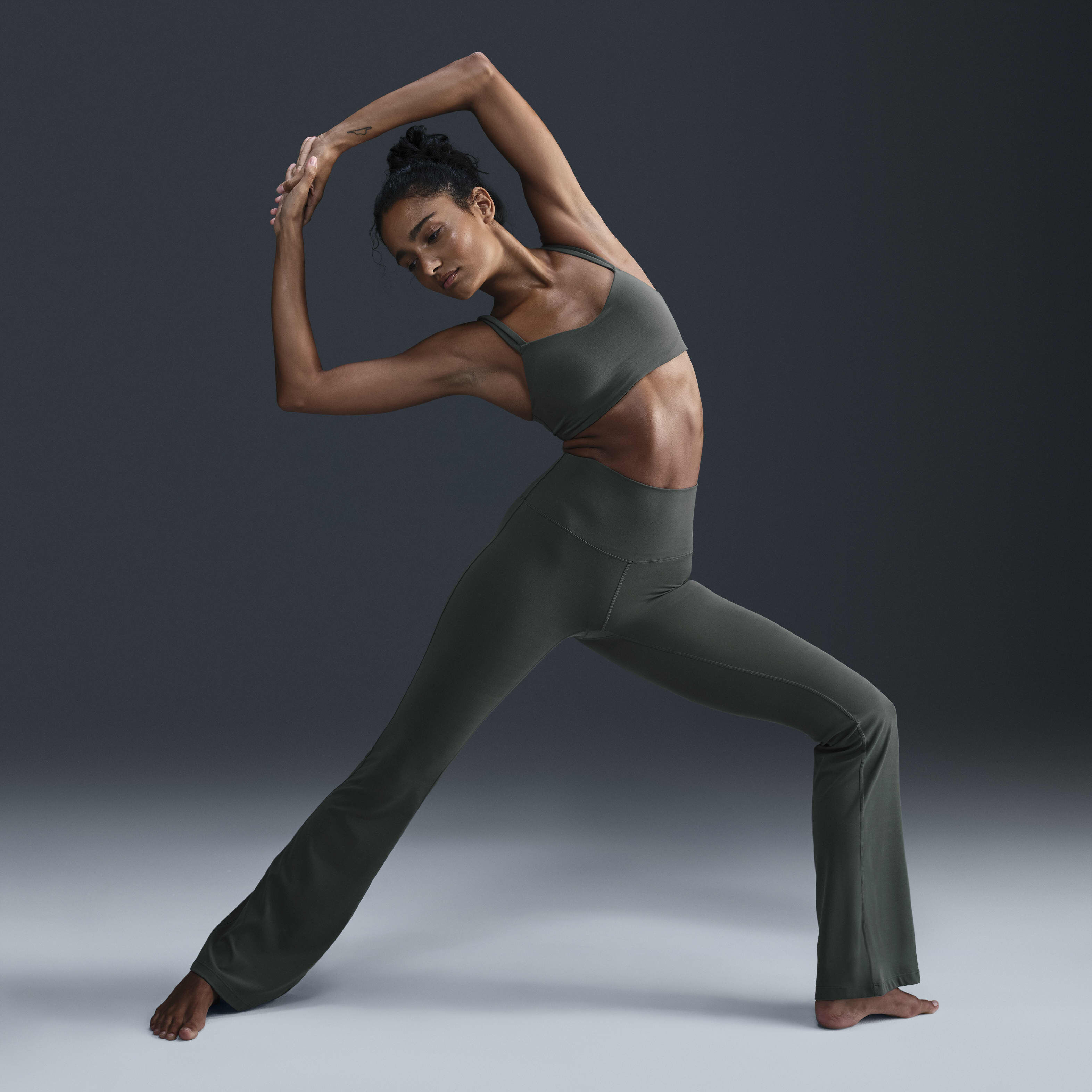 Nike Zenvy image number 2