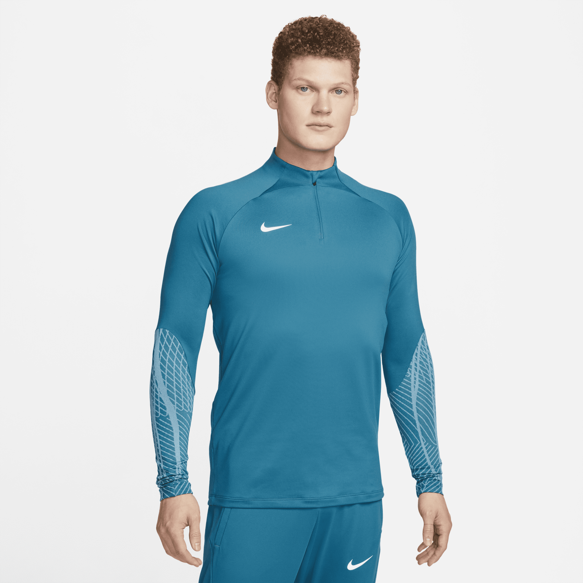 Shop Dri FIT Strike Men s Football Drill Top Nike KSA