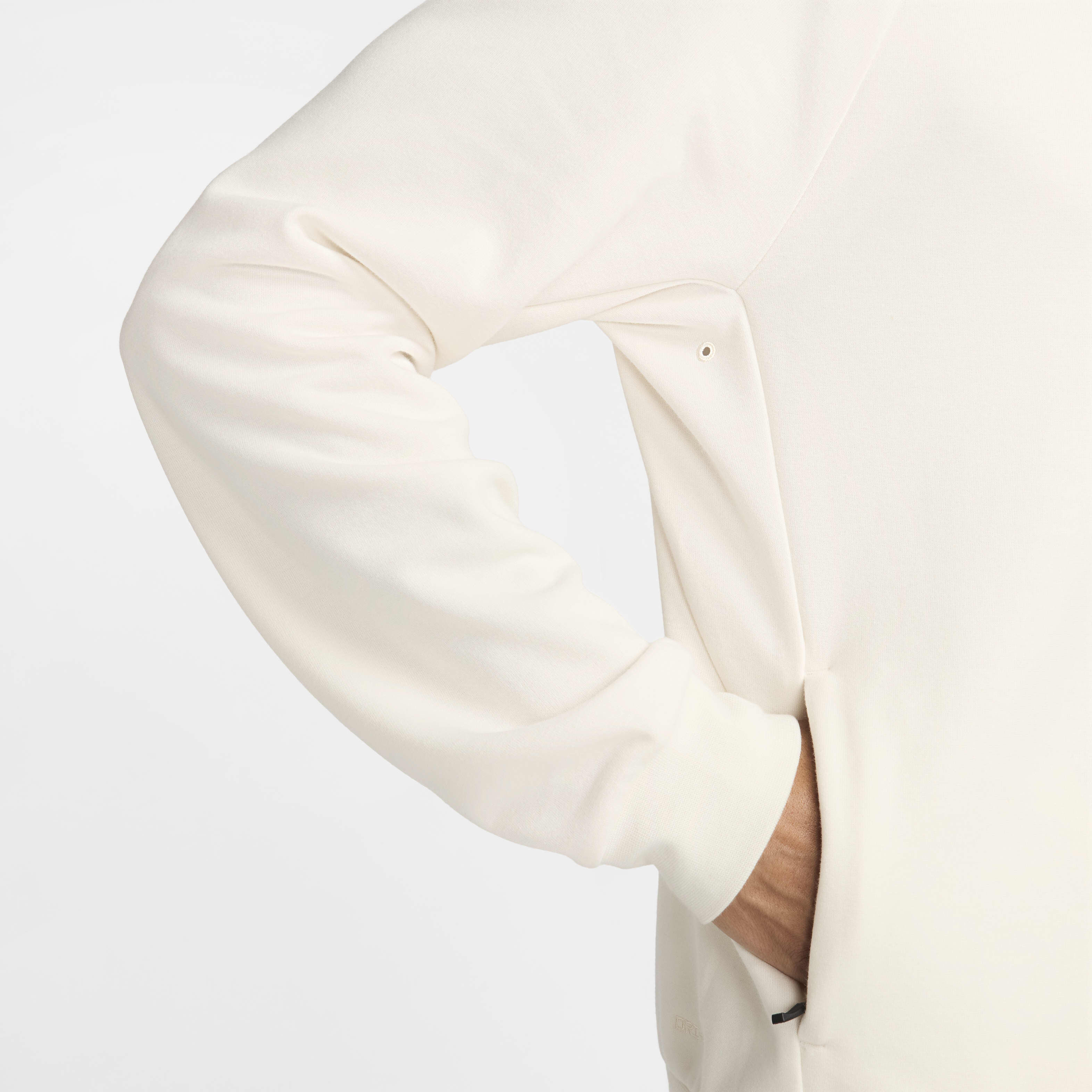 Nike Primary Fleece image number 4