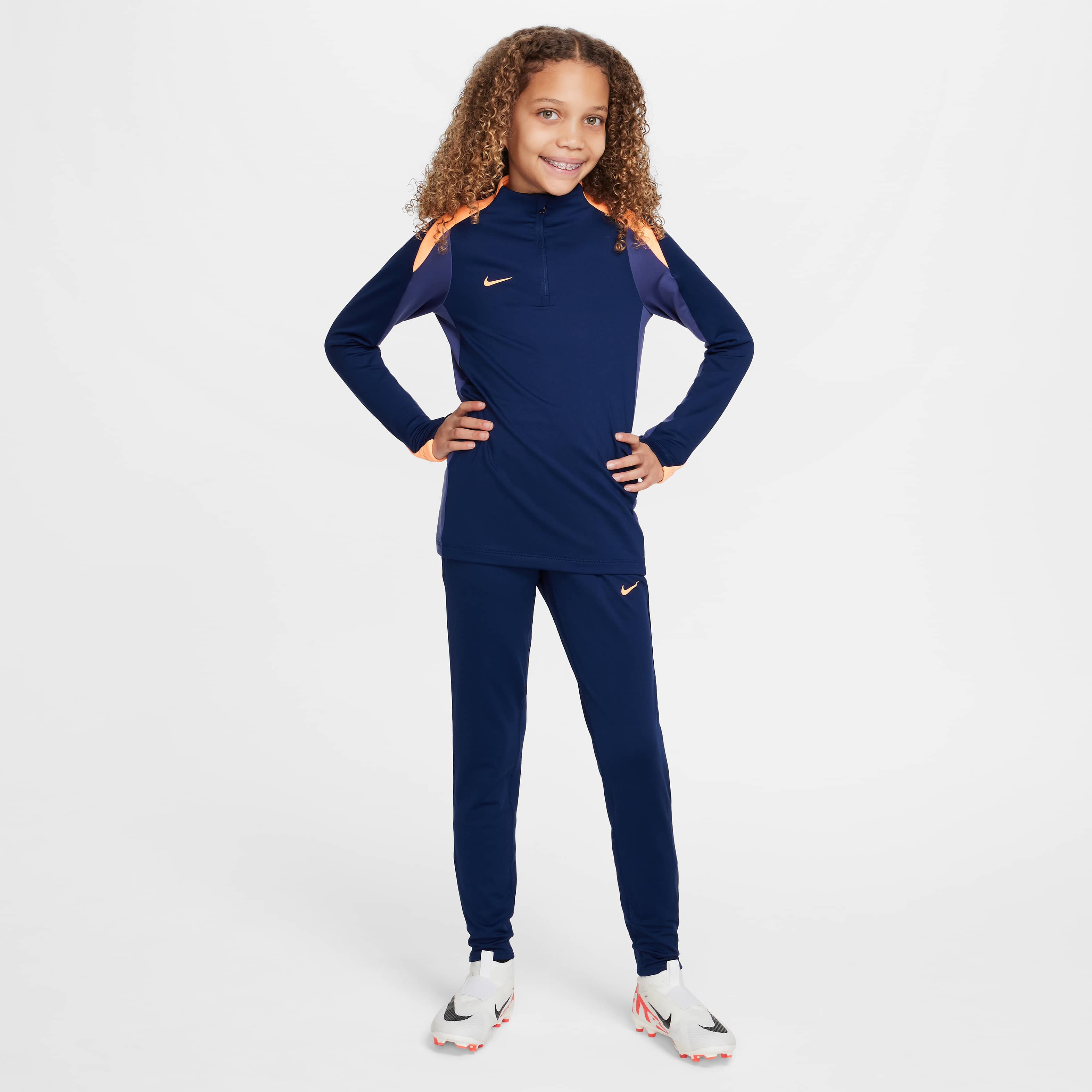 Nike Dri-FIT Strike image number 5