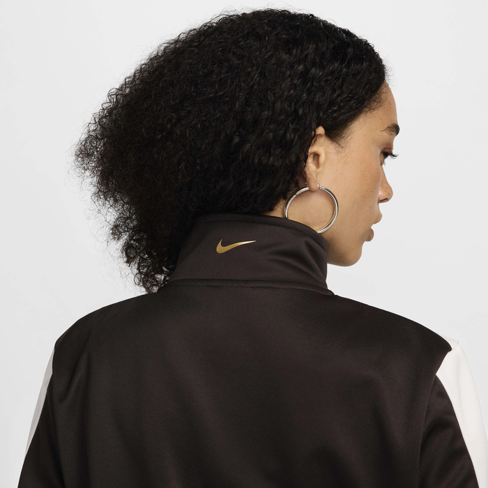 نايكي سبورتسوير image number 5 نايكي سبورتسوير image number 5