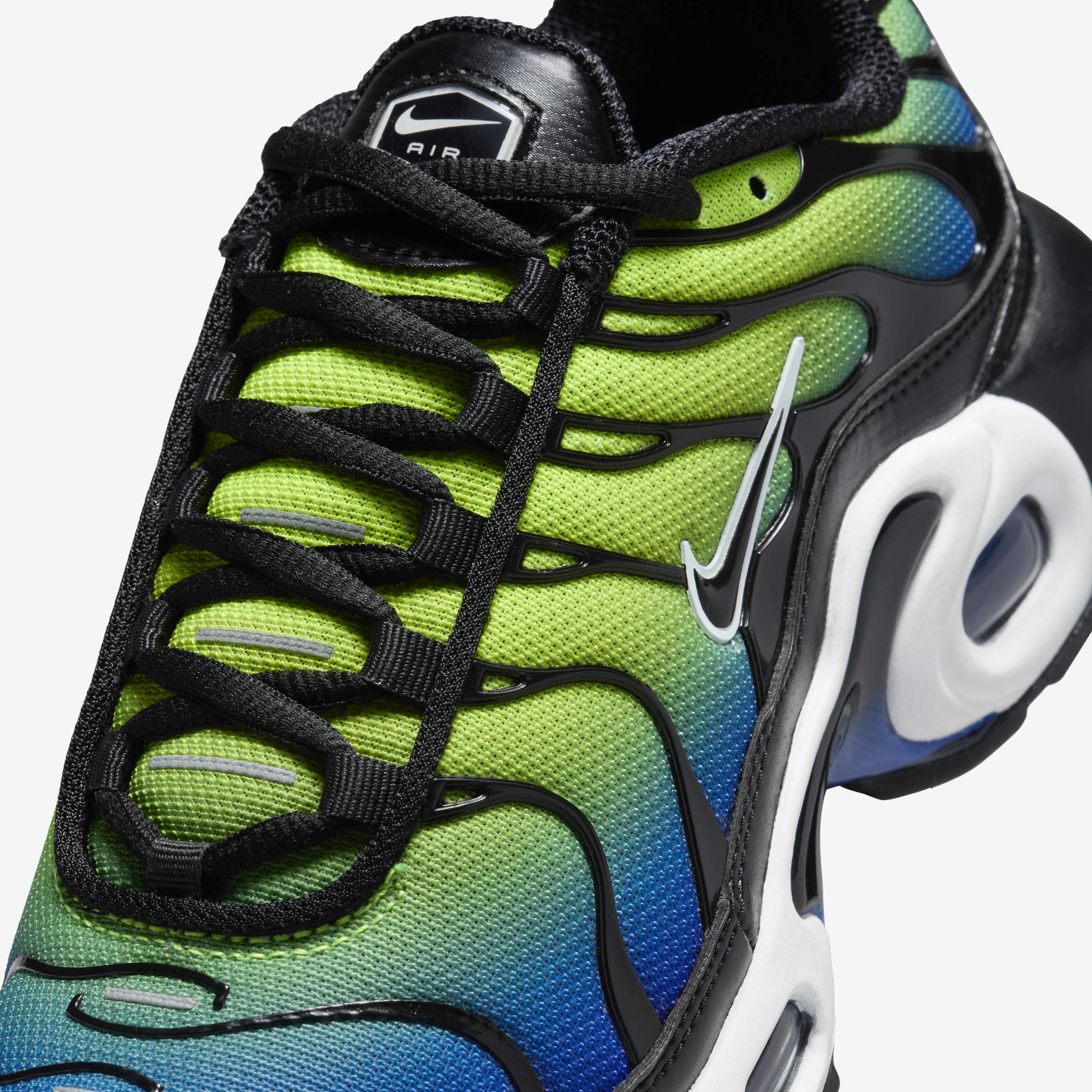 Buy Nike Air Max Plus Older Kids Shoes Nike Saudi Official