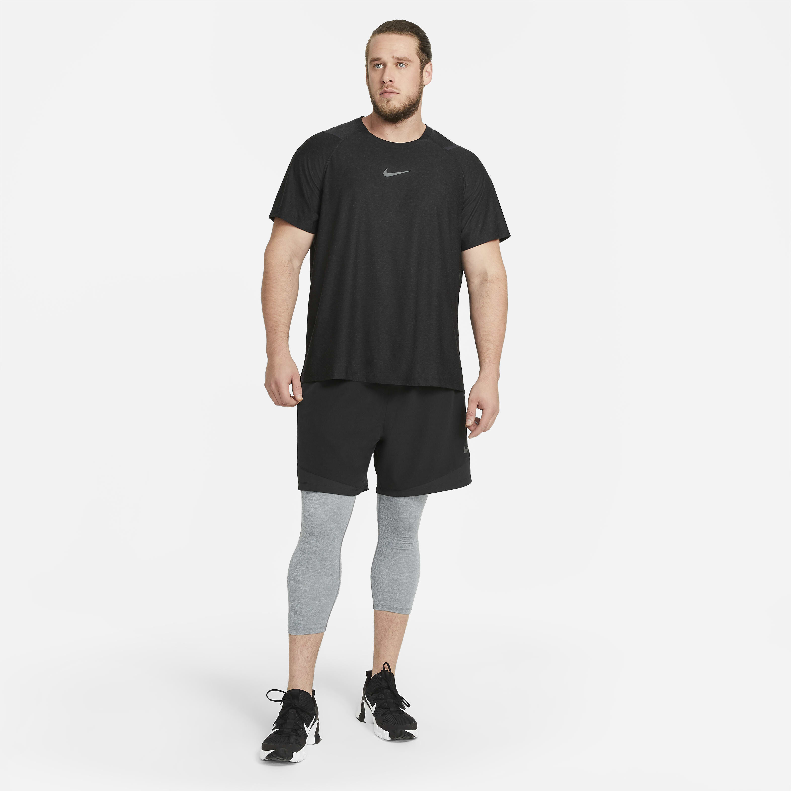 Nike Pro image number 11