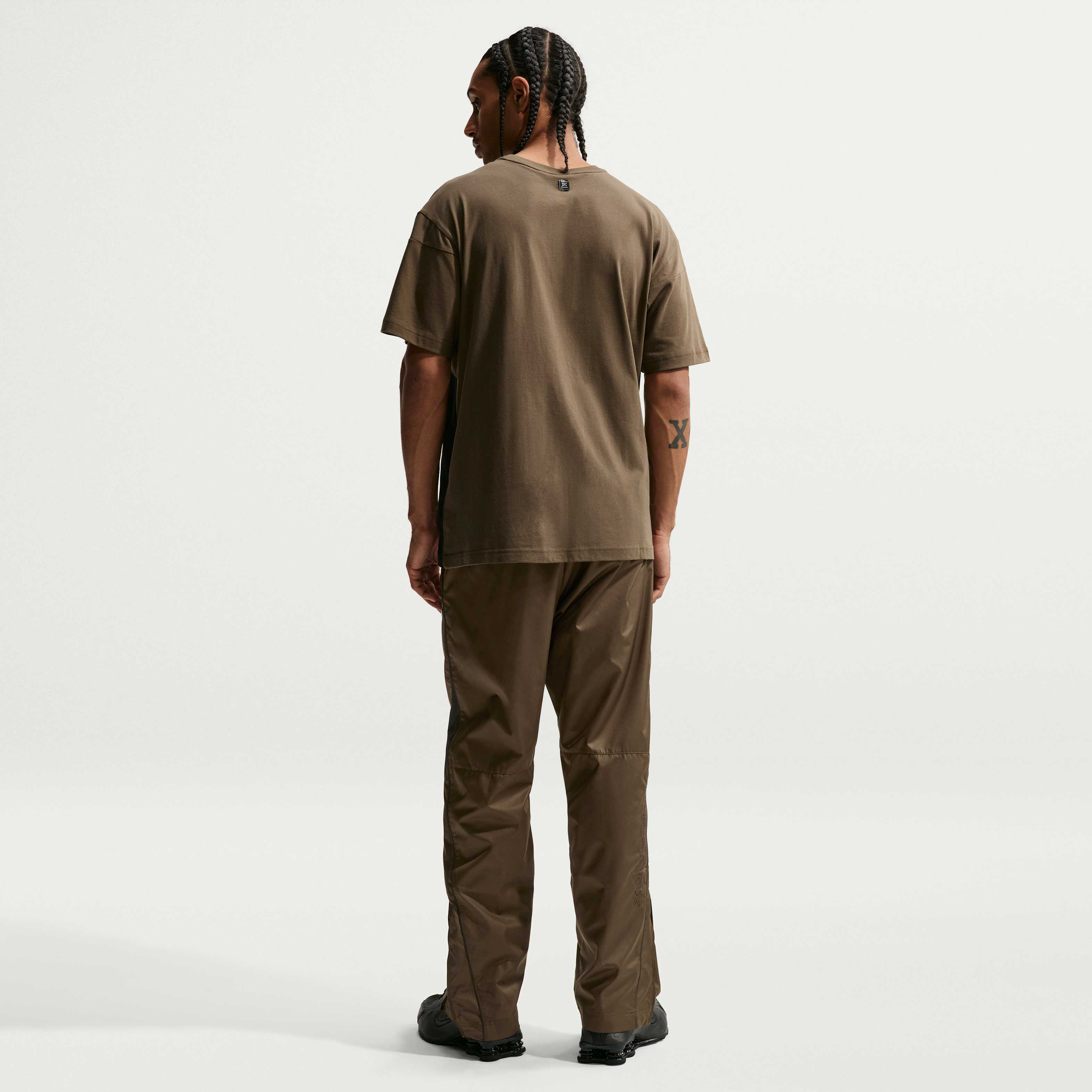 نايكي سبورتسوير شوكس image number 4