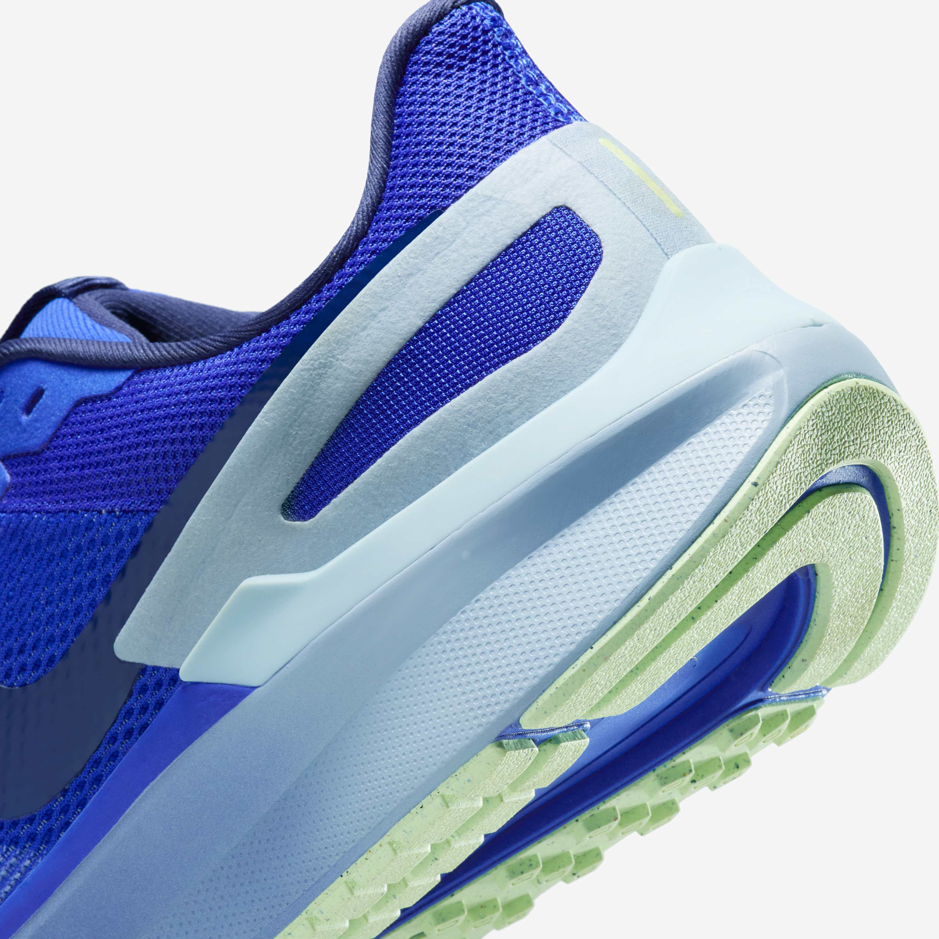 Nike Structure 25 image number 7