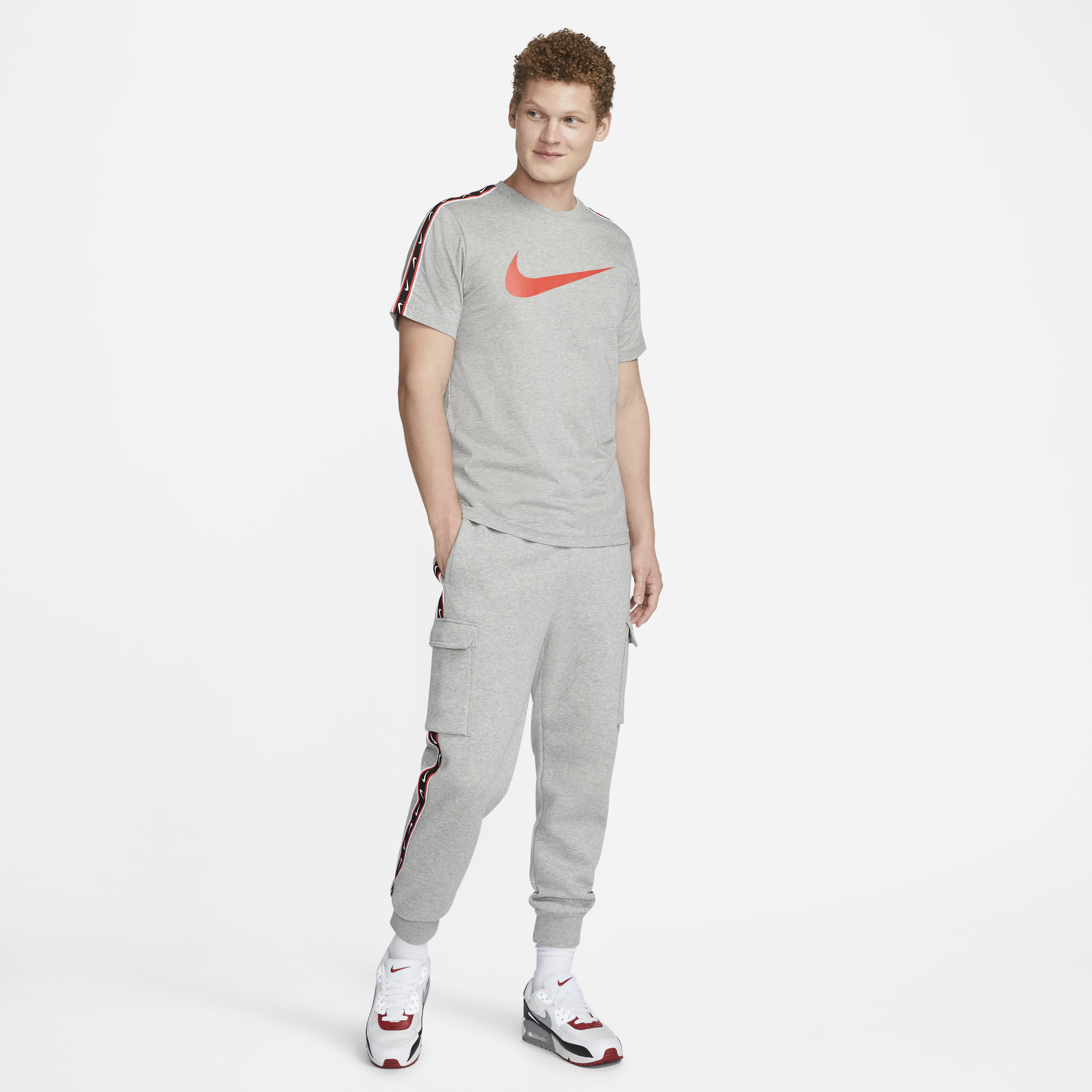 Nike Sportswear Repeat image number 4