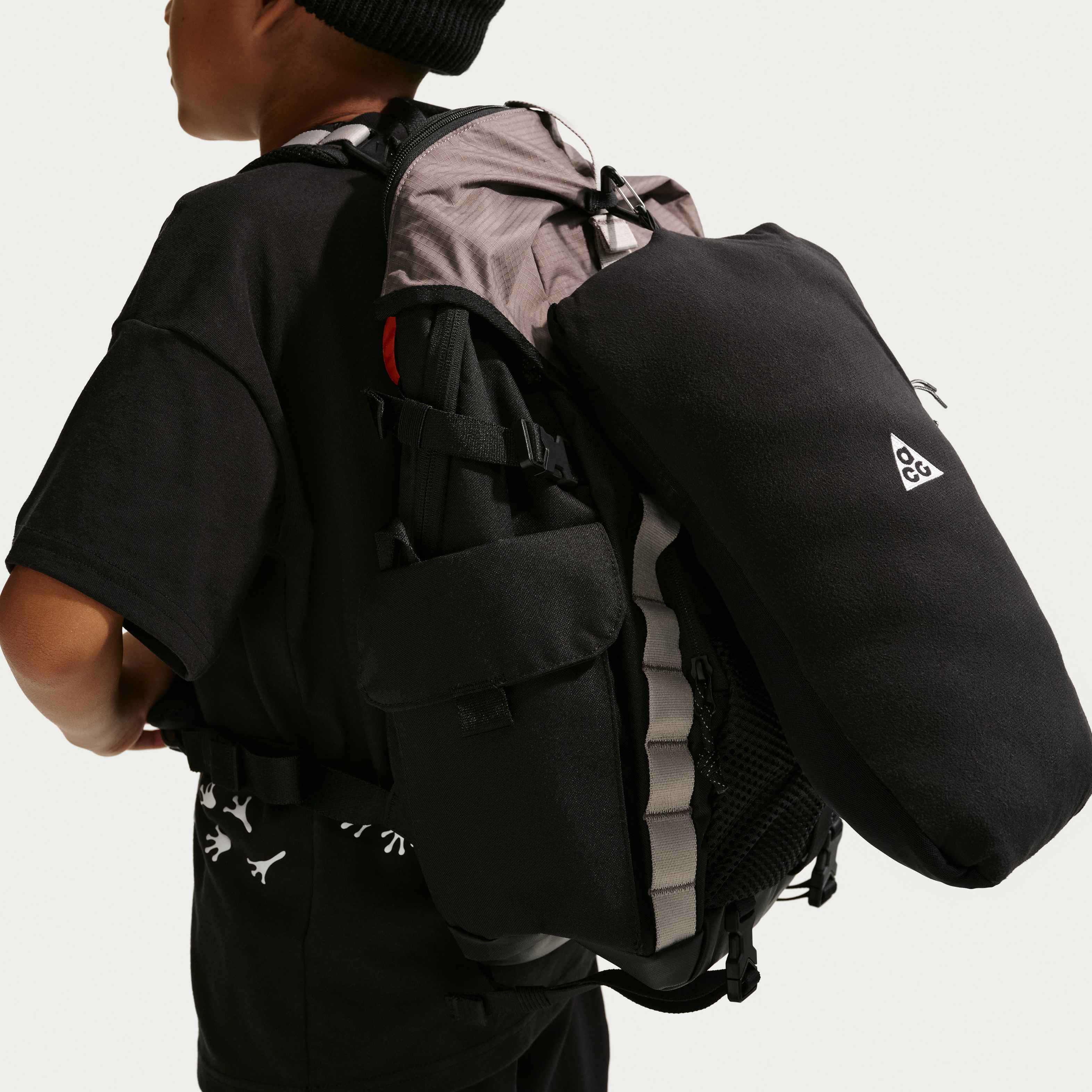 نايكي AGC "لافا فلو" image number 11