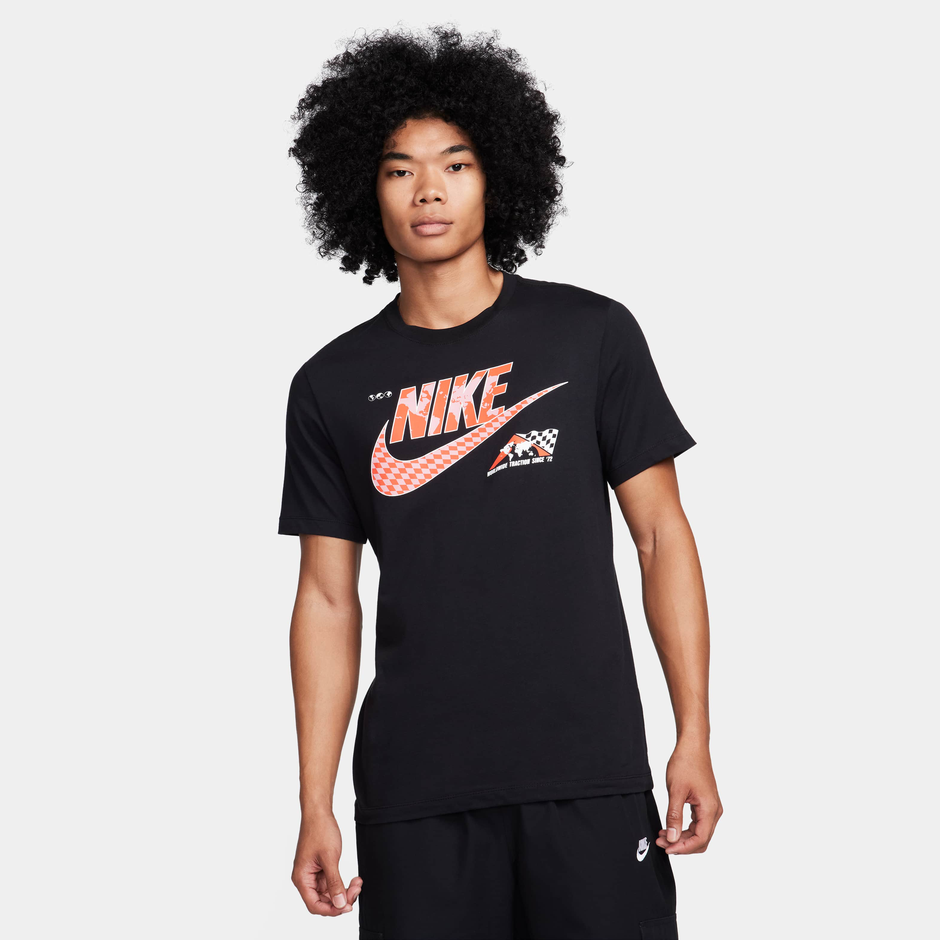 Nike Sportswear image number 0
