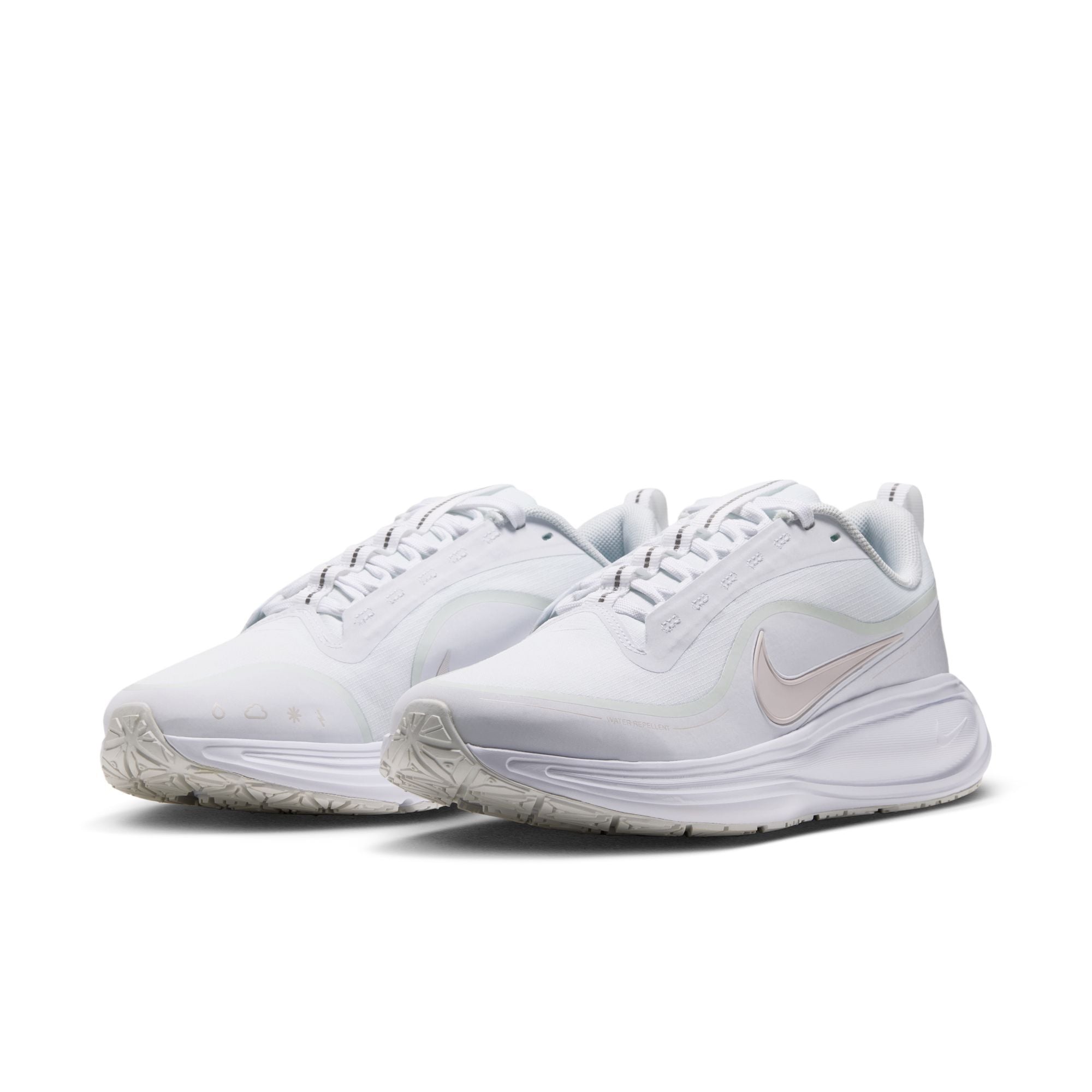 Nike Revolution 8 Utility image number 2