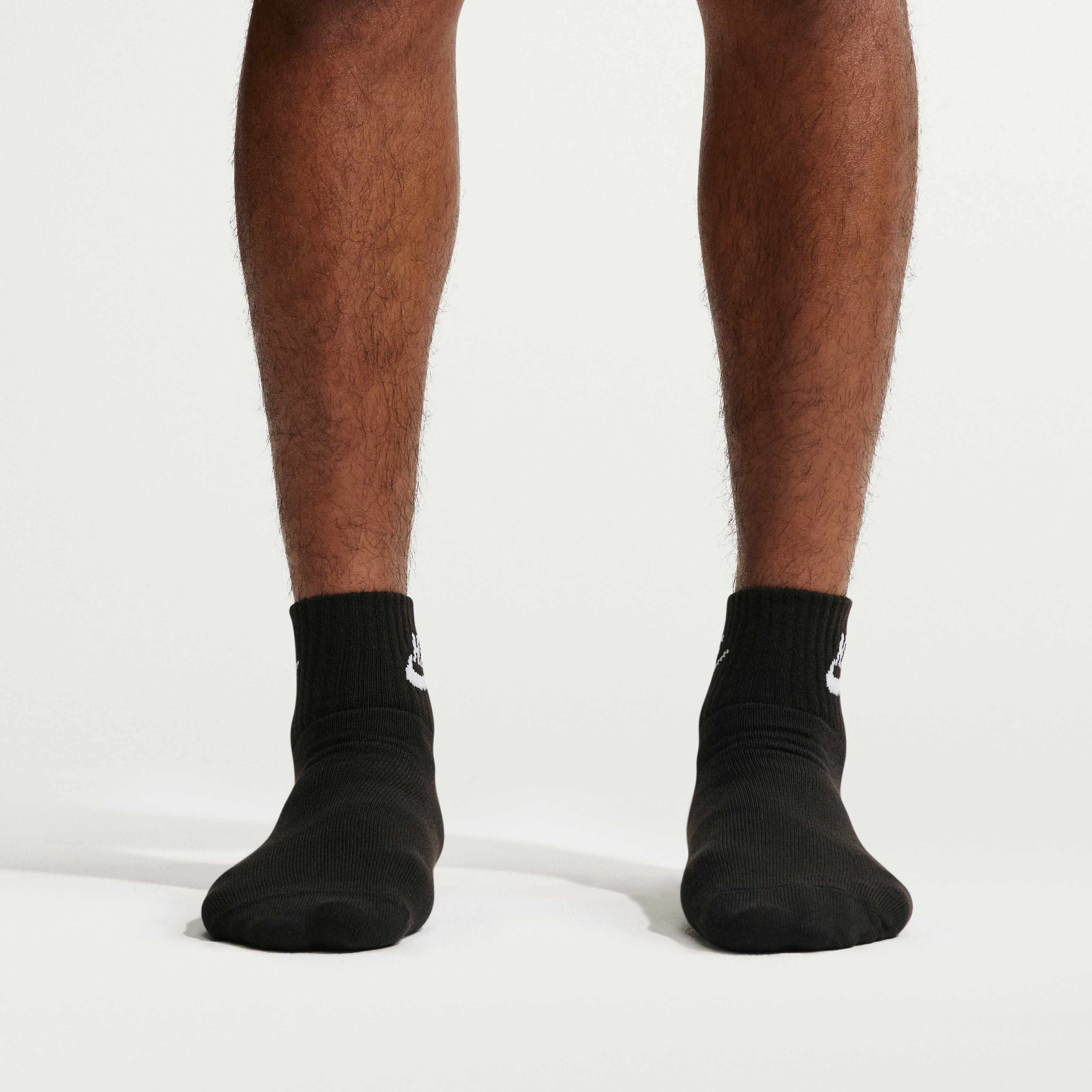Nike Everyday Essential image number 2