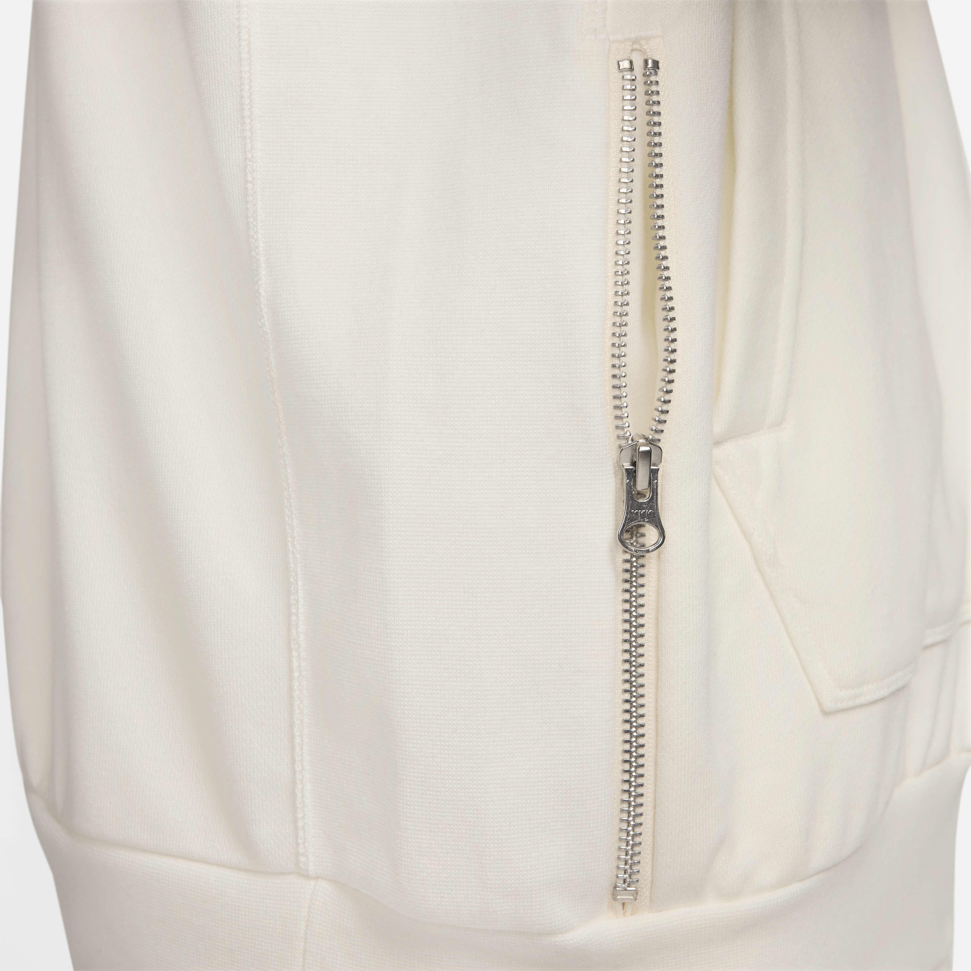 Ja Standard Issue image number 7