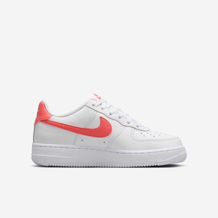 Nike Air Force 1 image number 2 Nike Air Force 1 image number 2