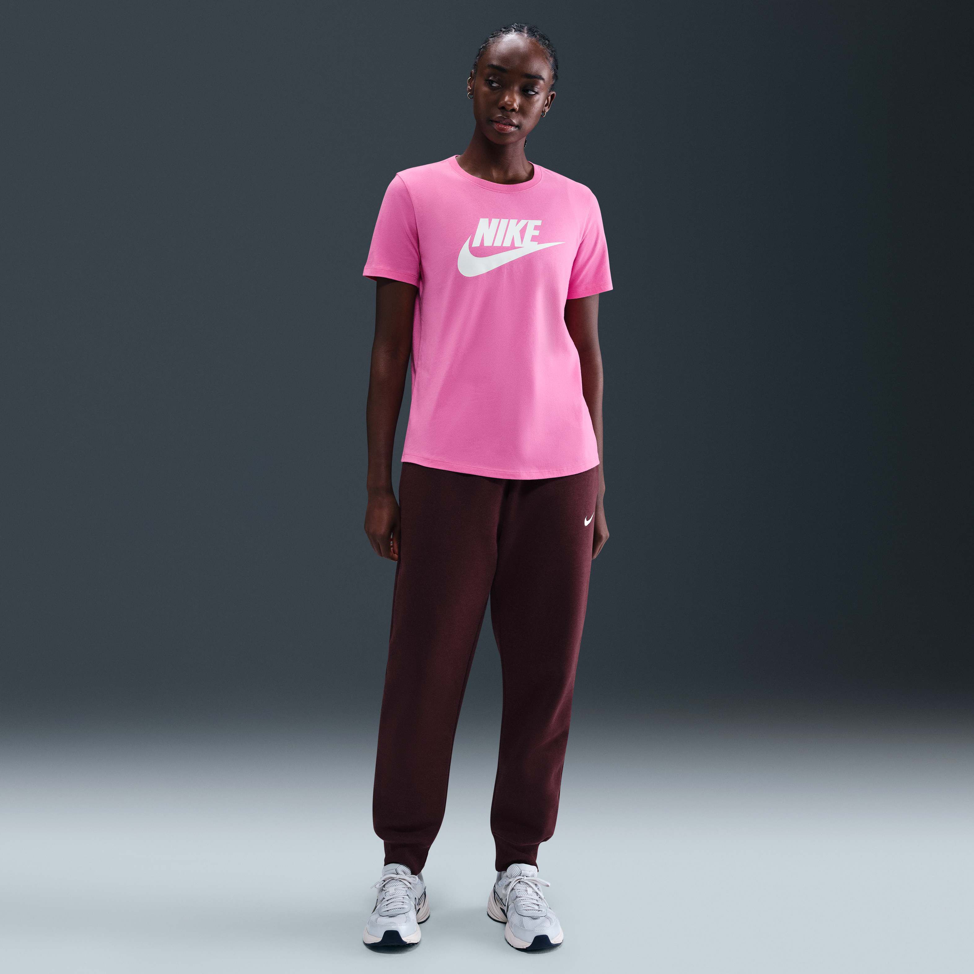 Nike Sportswear Essentials image number 3