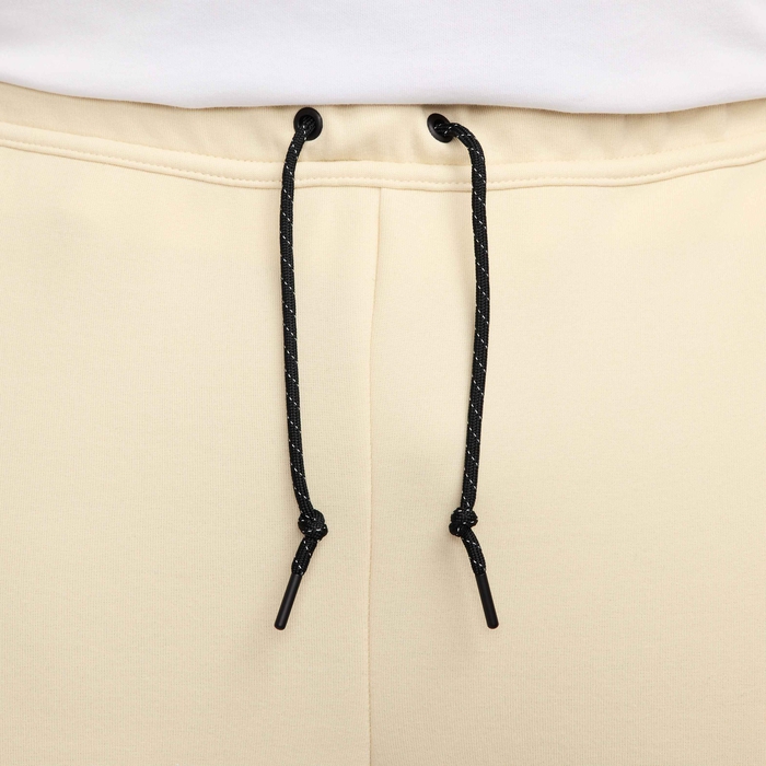 Nike Tech image number 11 Nike Tech image number 11