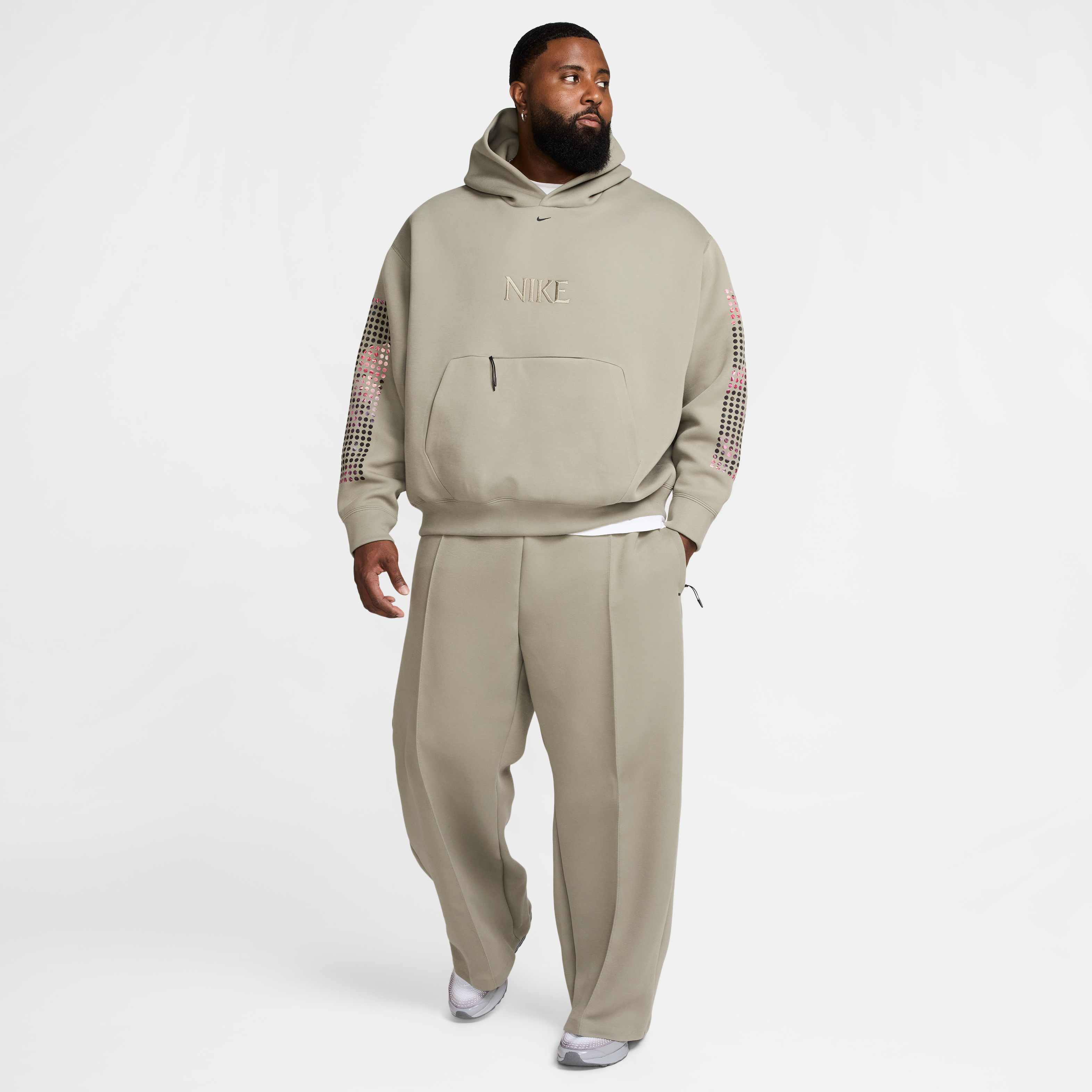 Nike Tech image number 13