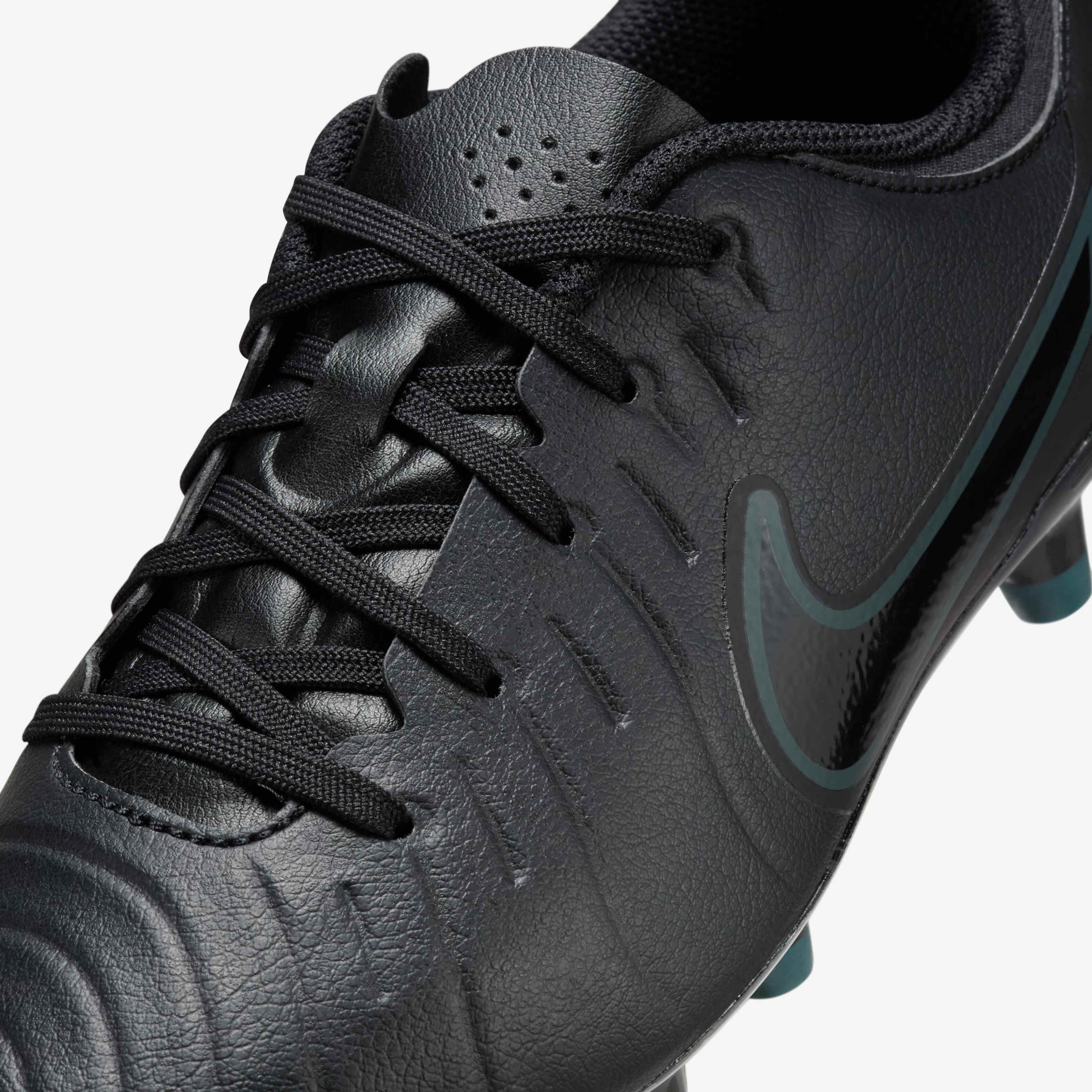 Nike Jr. Tiempo Legend 10 Academy image number 7